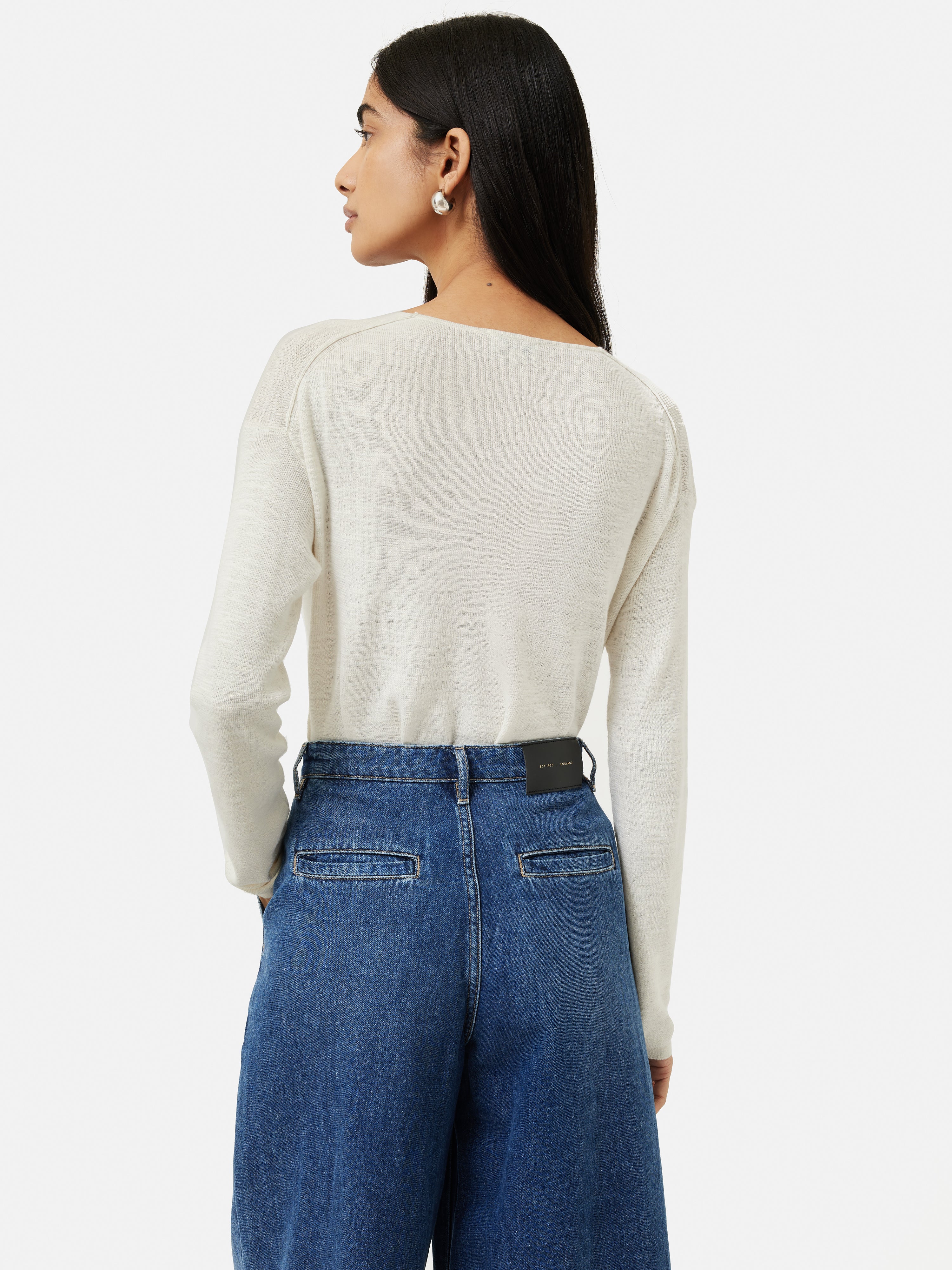 Linen Cotton V Neck Jumper | Ivory - Image 4