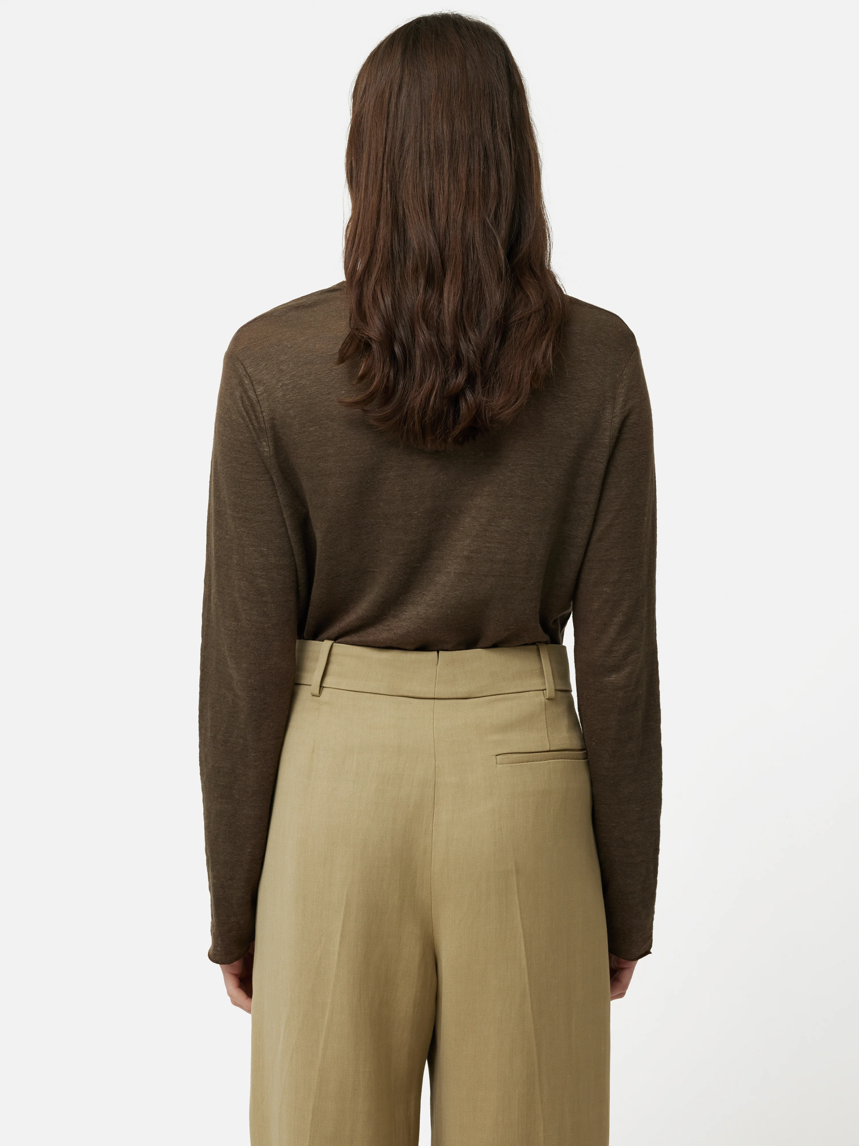 Linen Eden Long Sleeve Tee | Khaki - Image 4