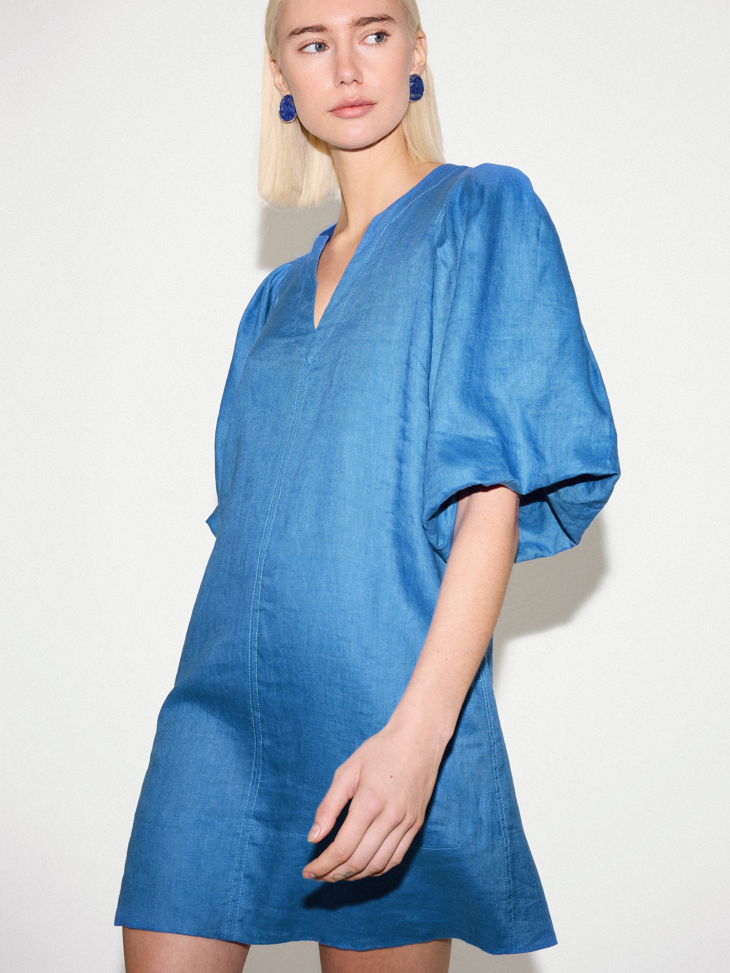 Linen Puff Sleeve Mini Dress | Blue - Image 2