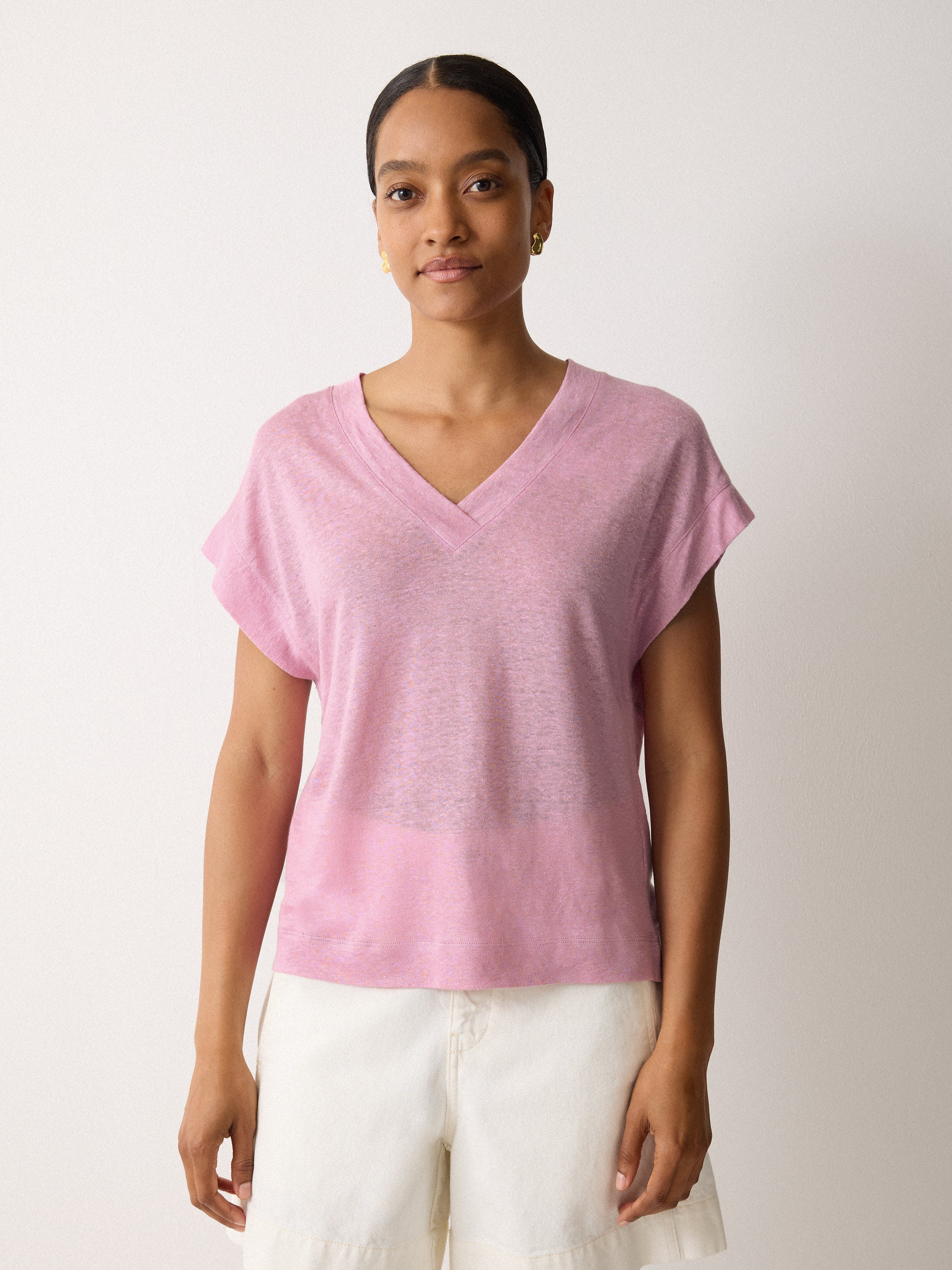 Linen V Neck Tee | Pink - Image 4