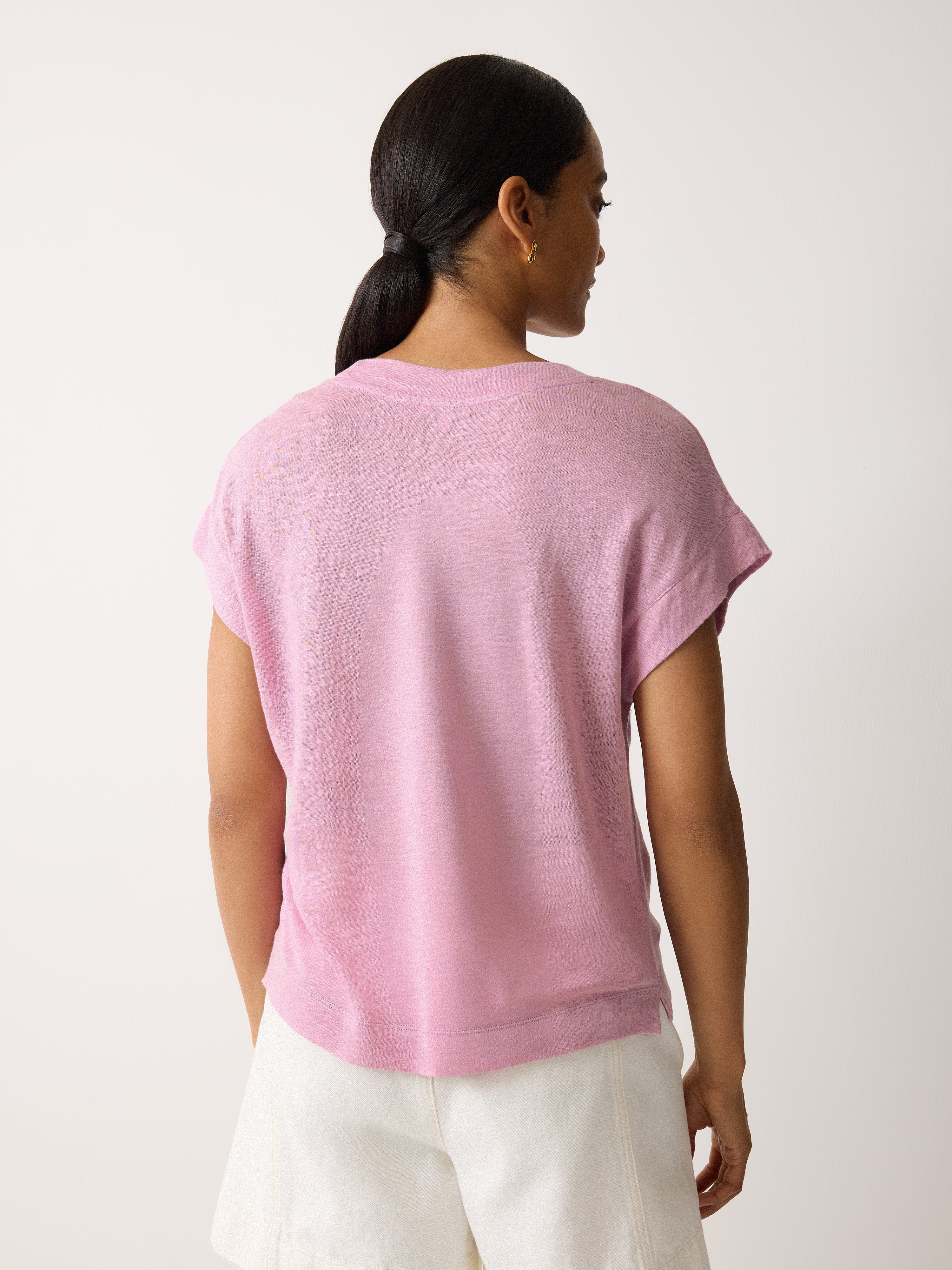 Linen V Neck Tee | Pink - Image 5