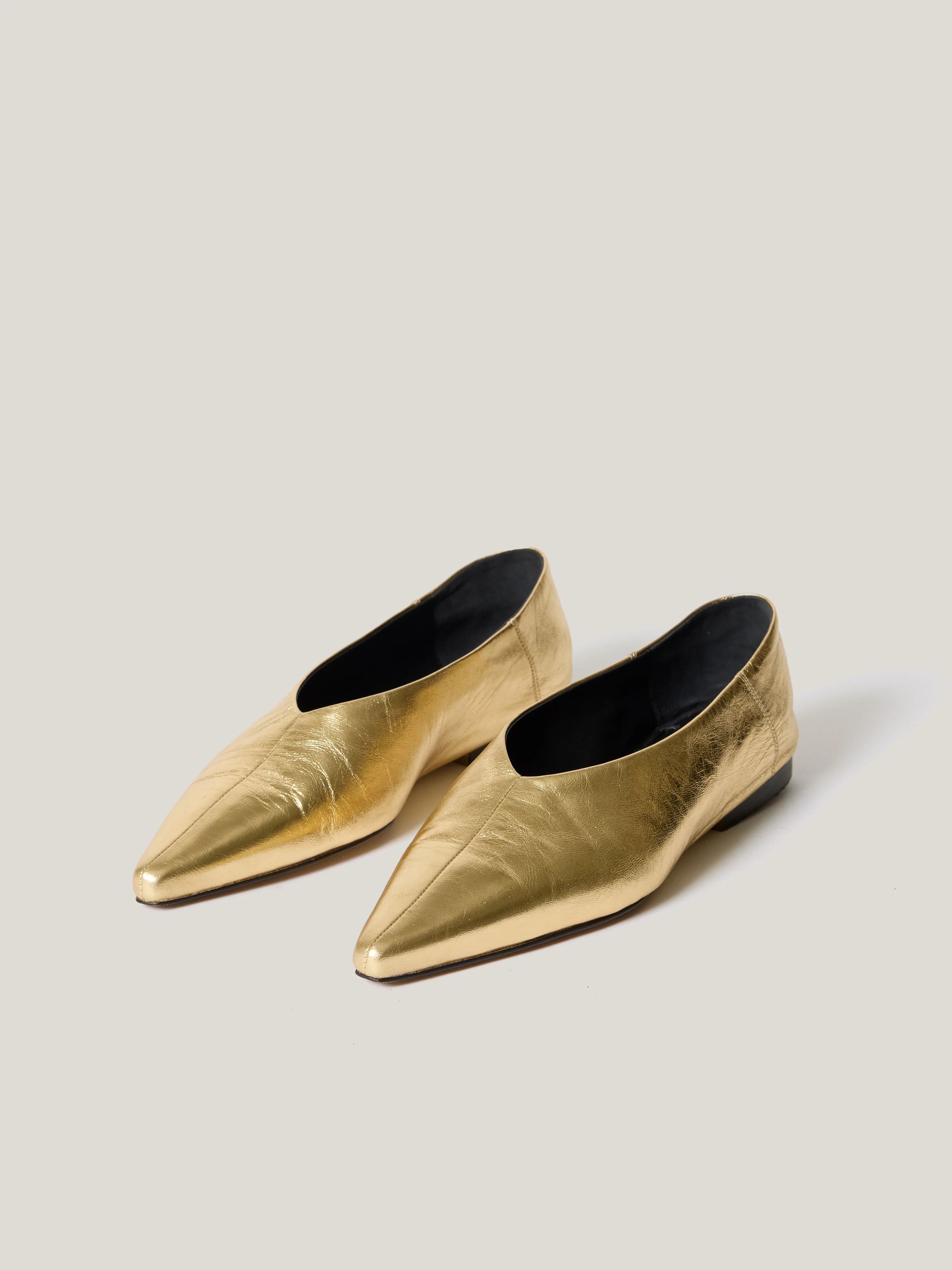 Linnie Flat Pointed Ballerina | Gold - Image 3