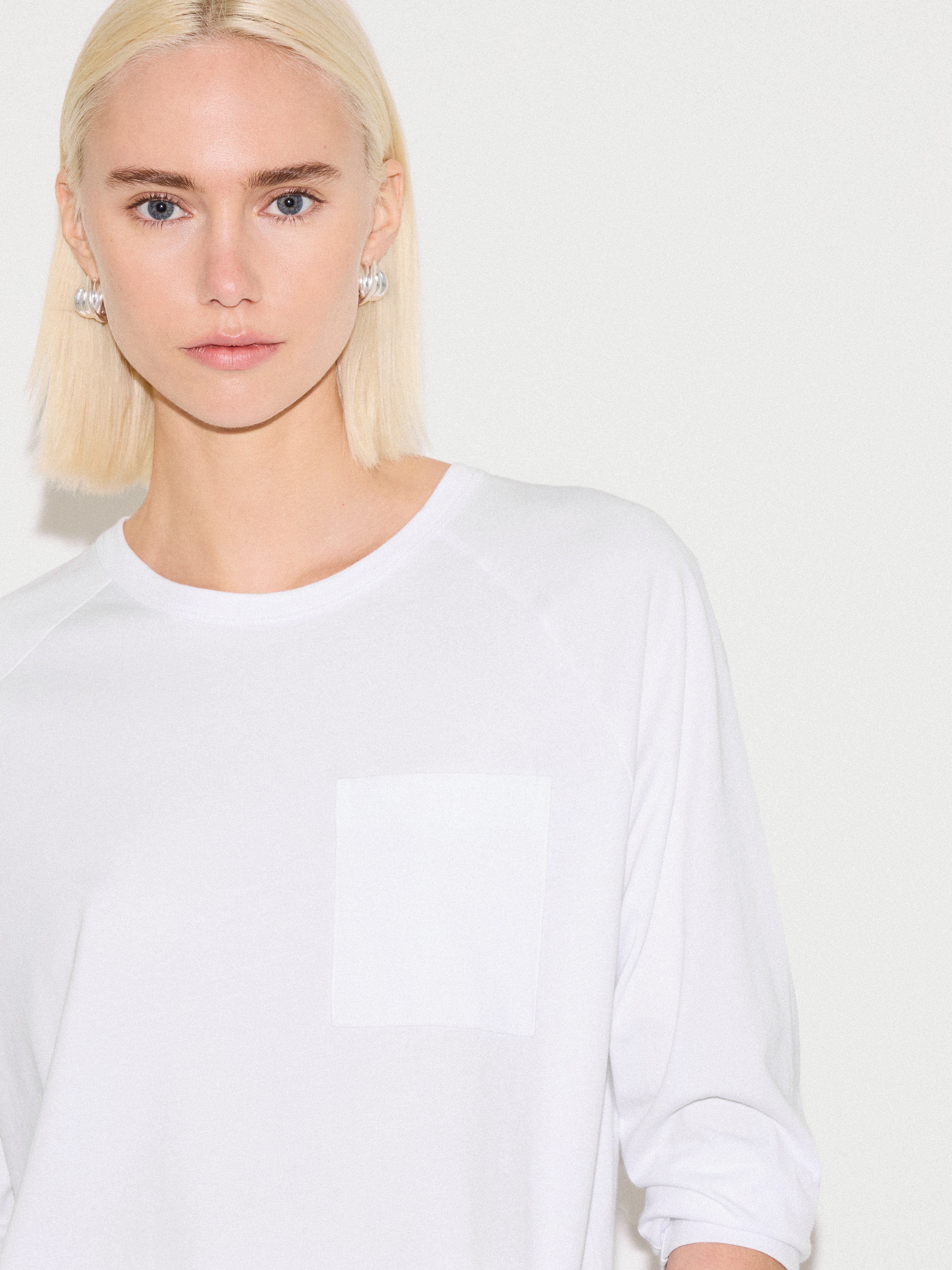 Long Sleeve Patch Pocket T-shirt | White - Image 3