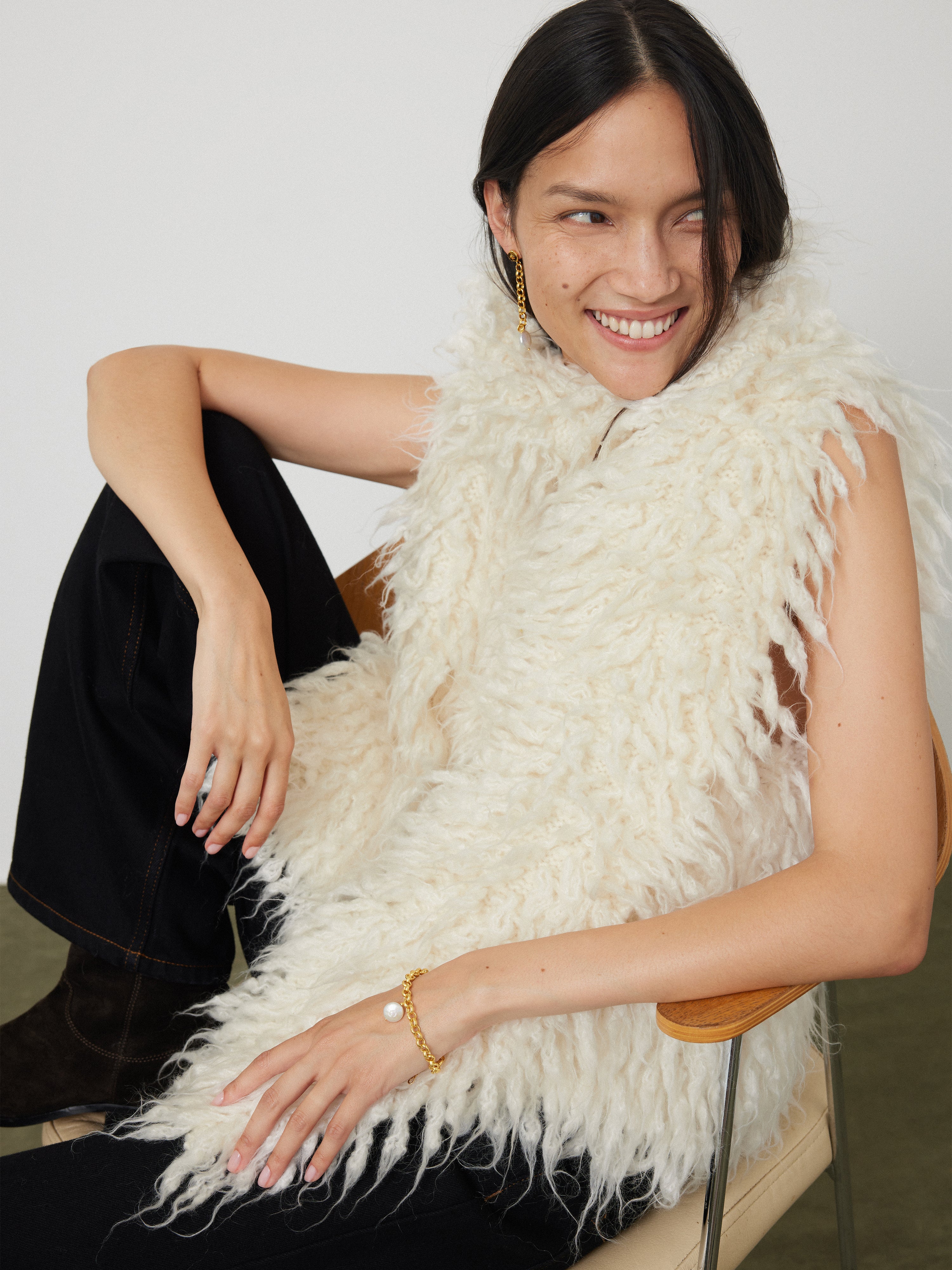 Looped Knitted Gilet | Cream - Image 2
