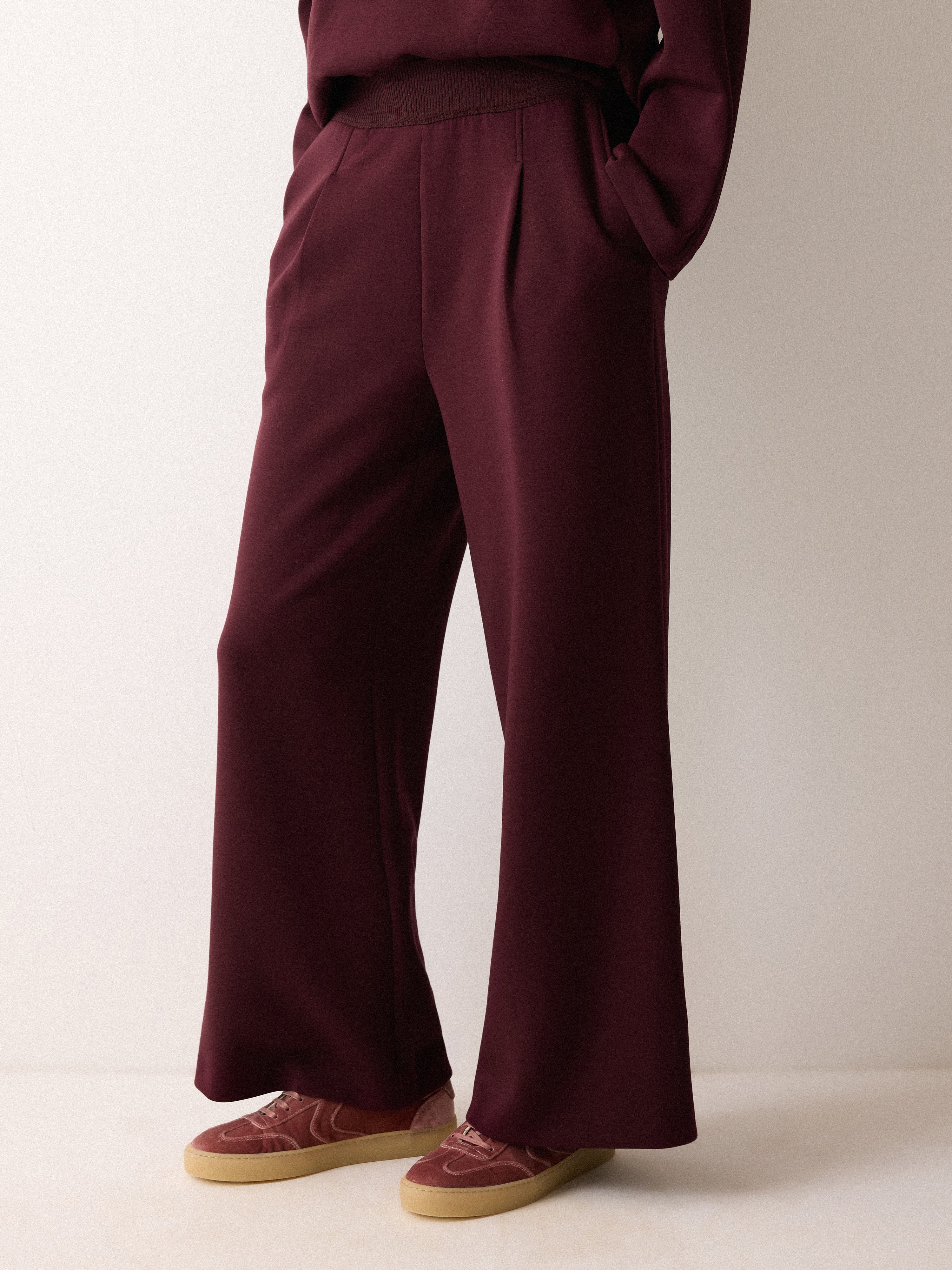 Luxe Pleated Track Pant | Burgundy - Image 2