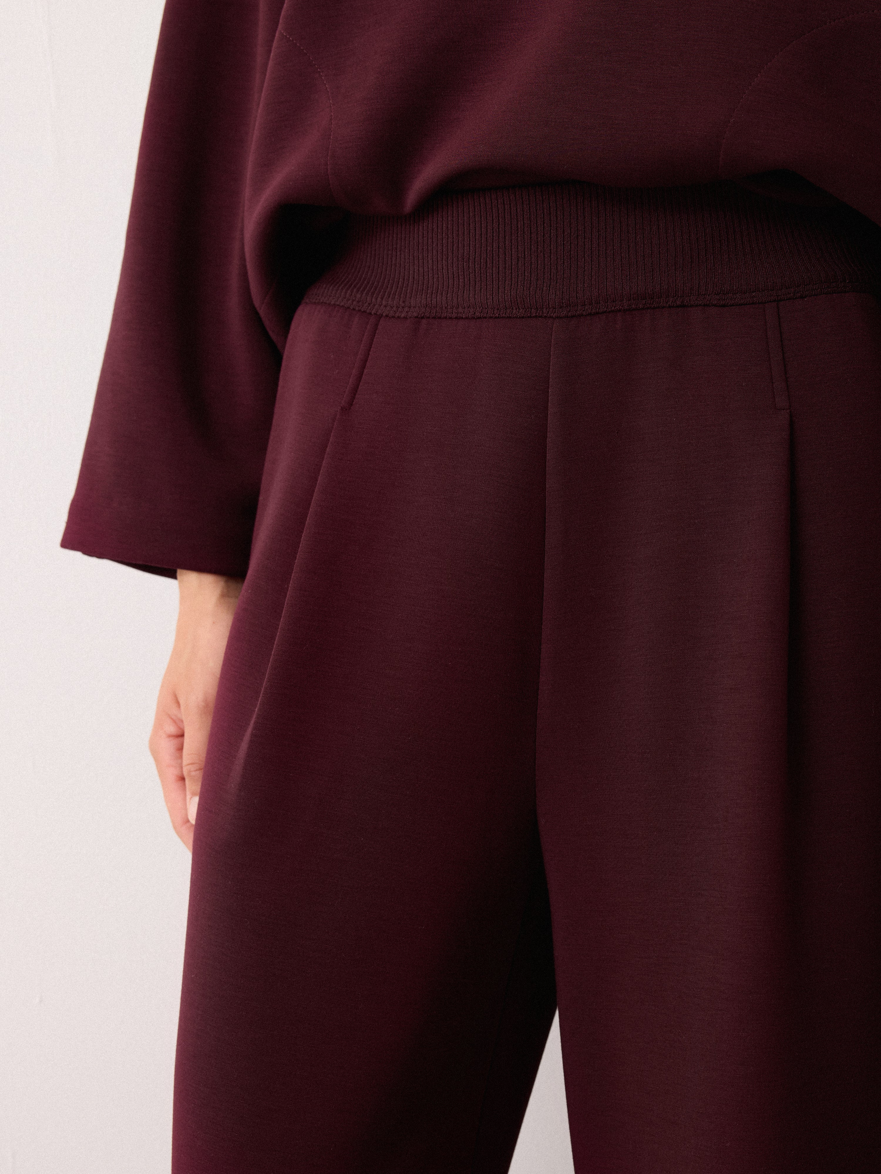 Luxe Pleated Track Pant | Burgundy - Image 4