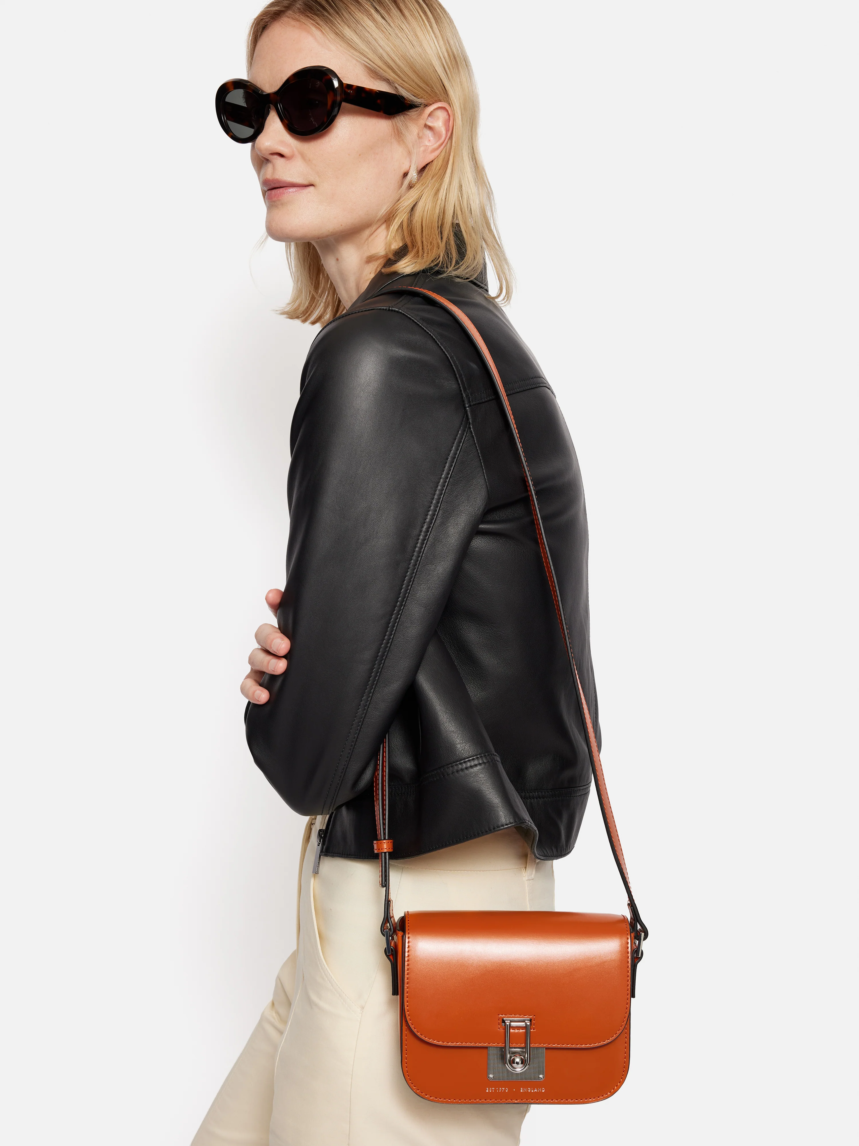 Meret Crossbody | Orange - Image 2