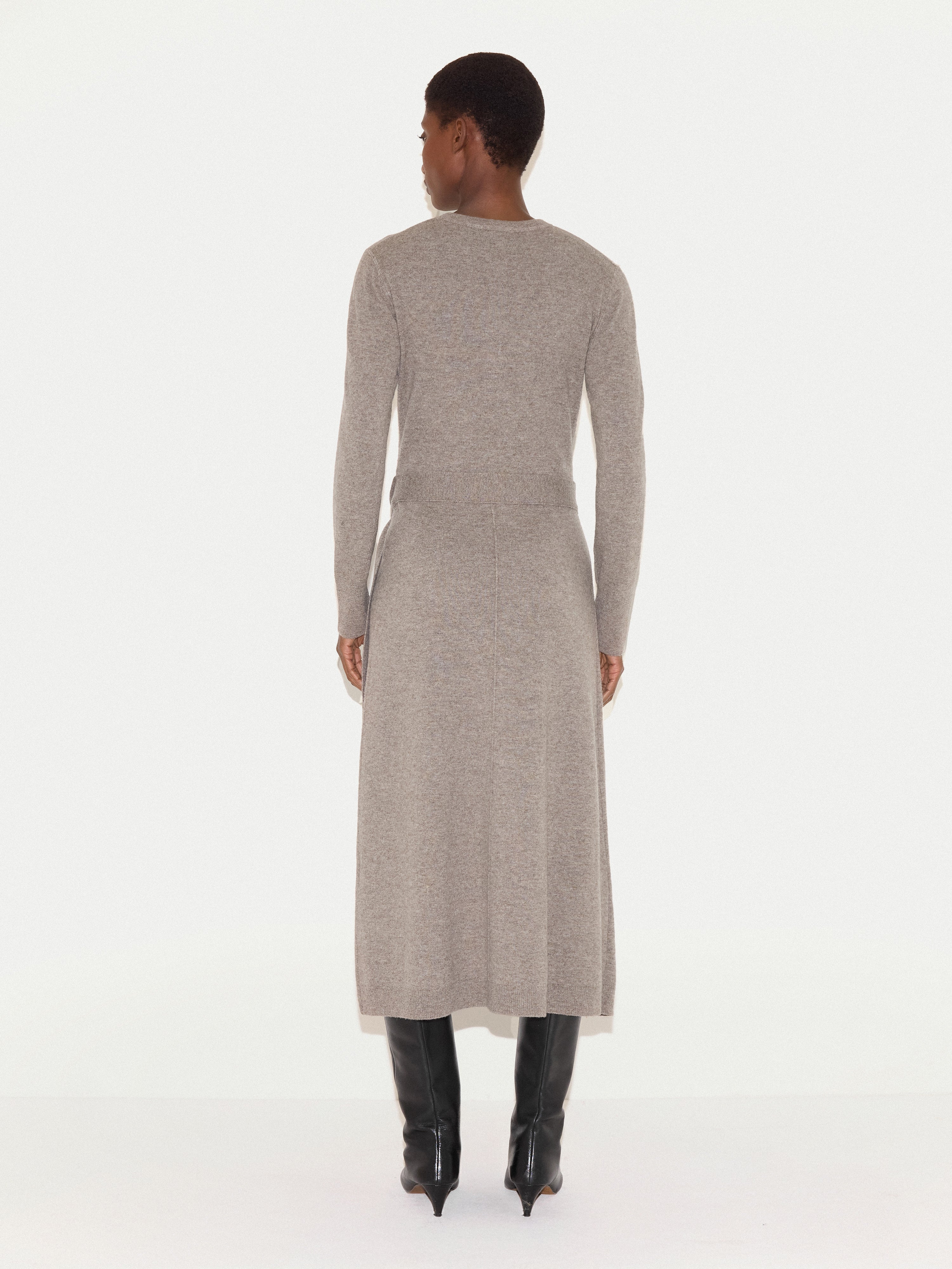 Merino Cashmere Tie Dress | Taupe - Image 4