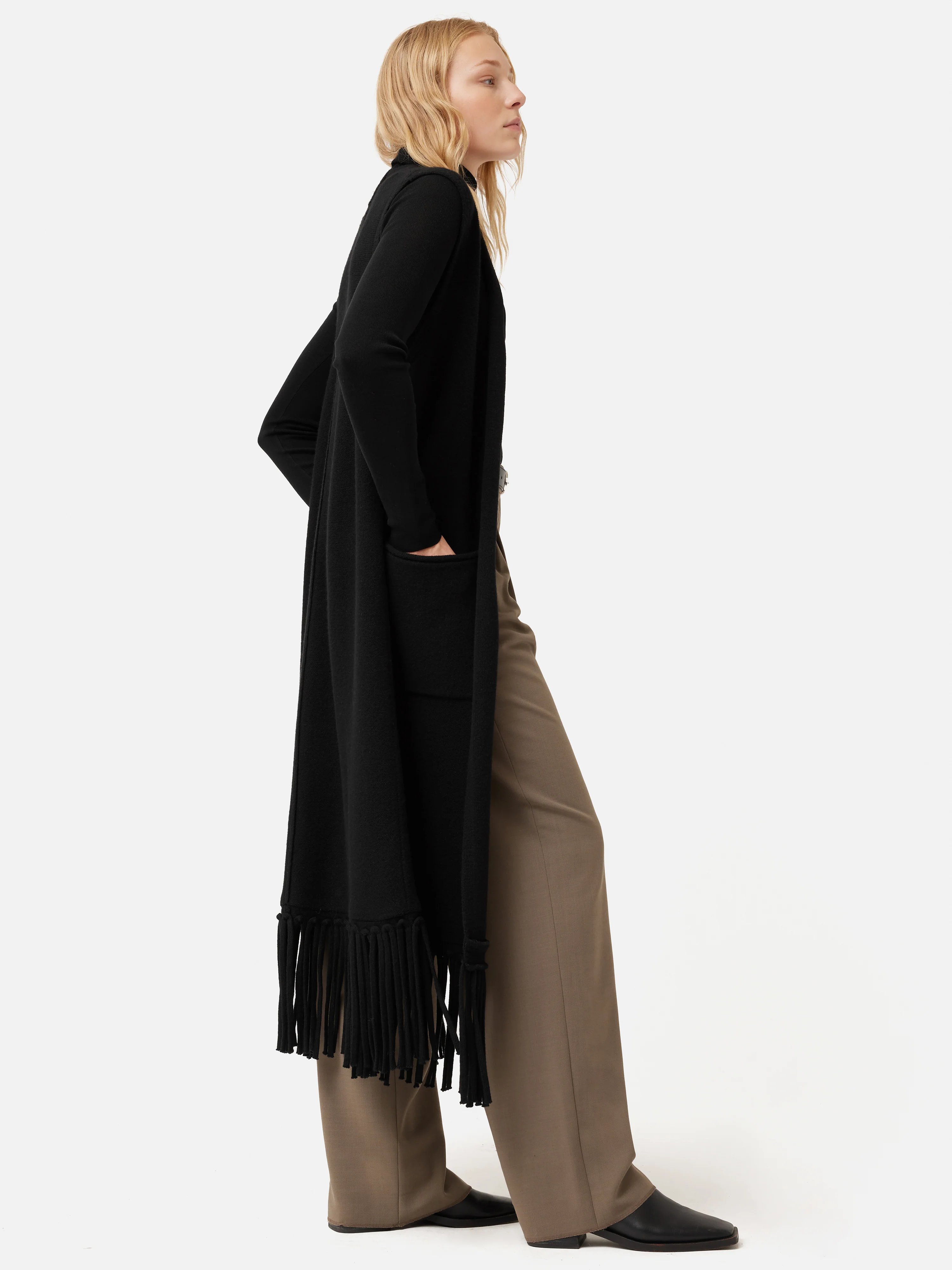 Merino Fringed Gilet | Black - Image 3