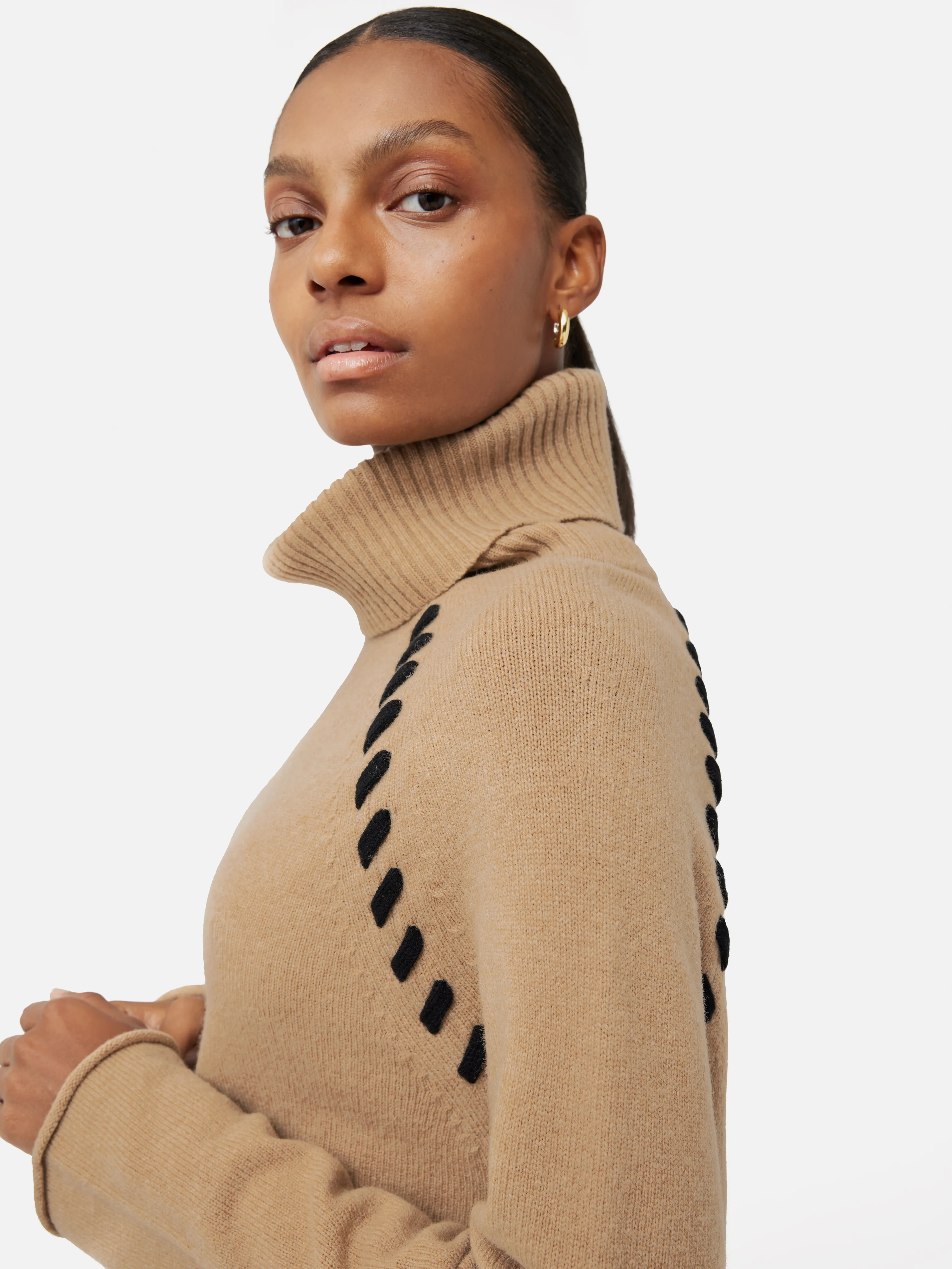 Merino Scoop Hem Jumper | Camel - Image 2