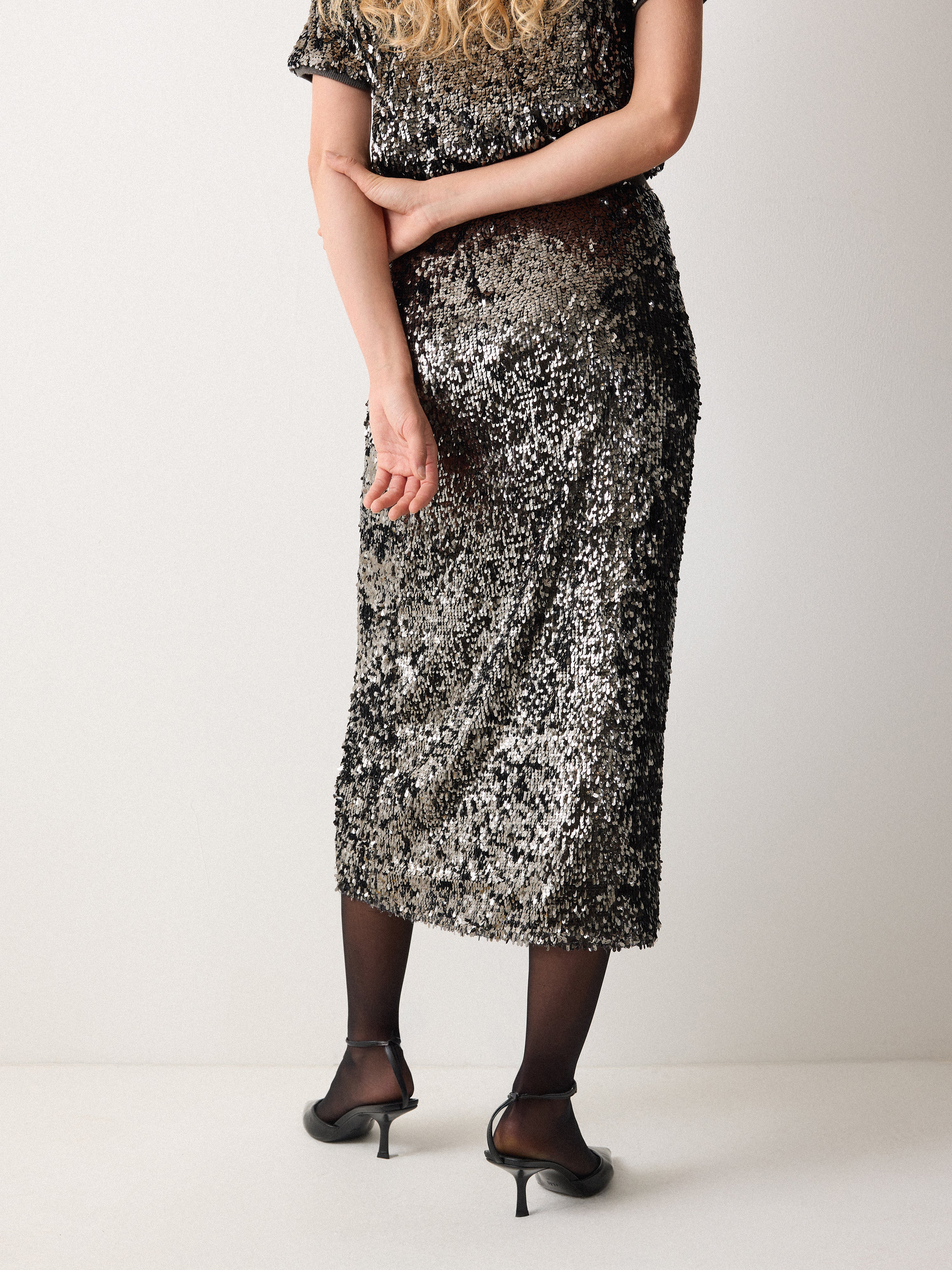 Metallic Sequin Skirt | Dark Silver - Image 4