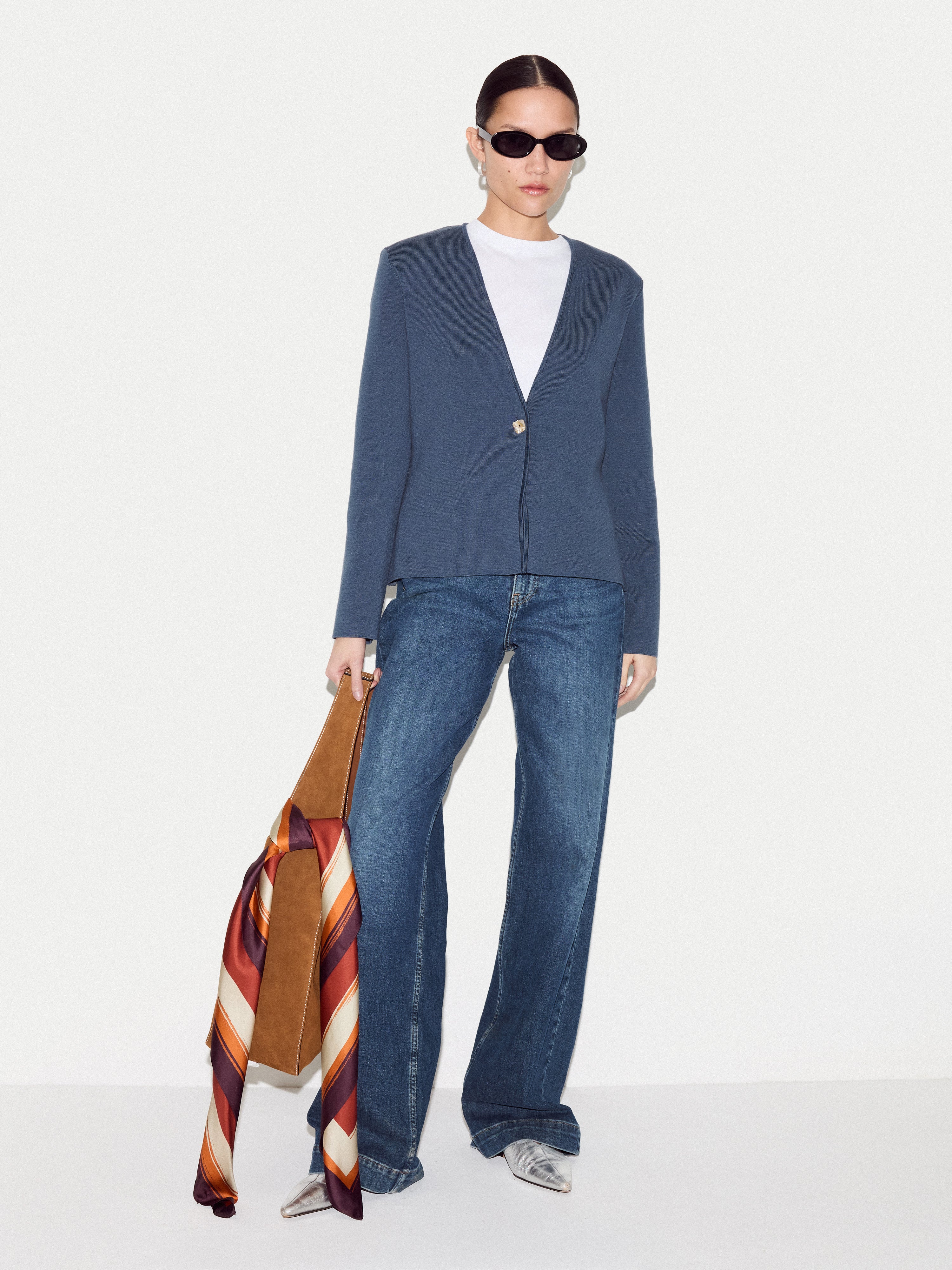 Minimalist Knit Jacket | Blue - Image 4