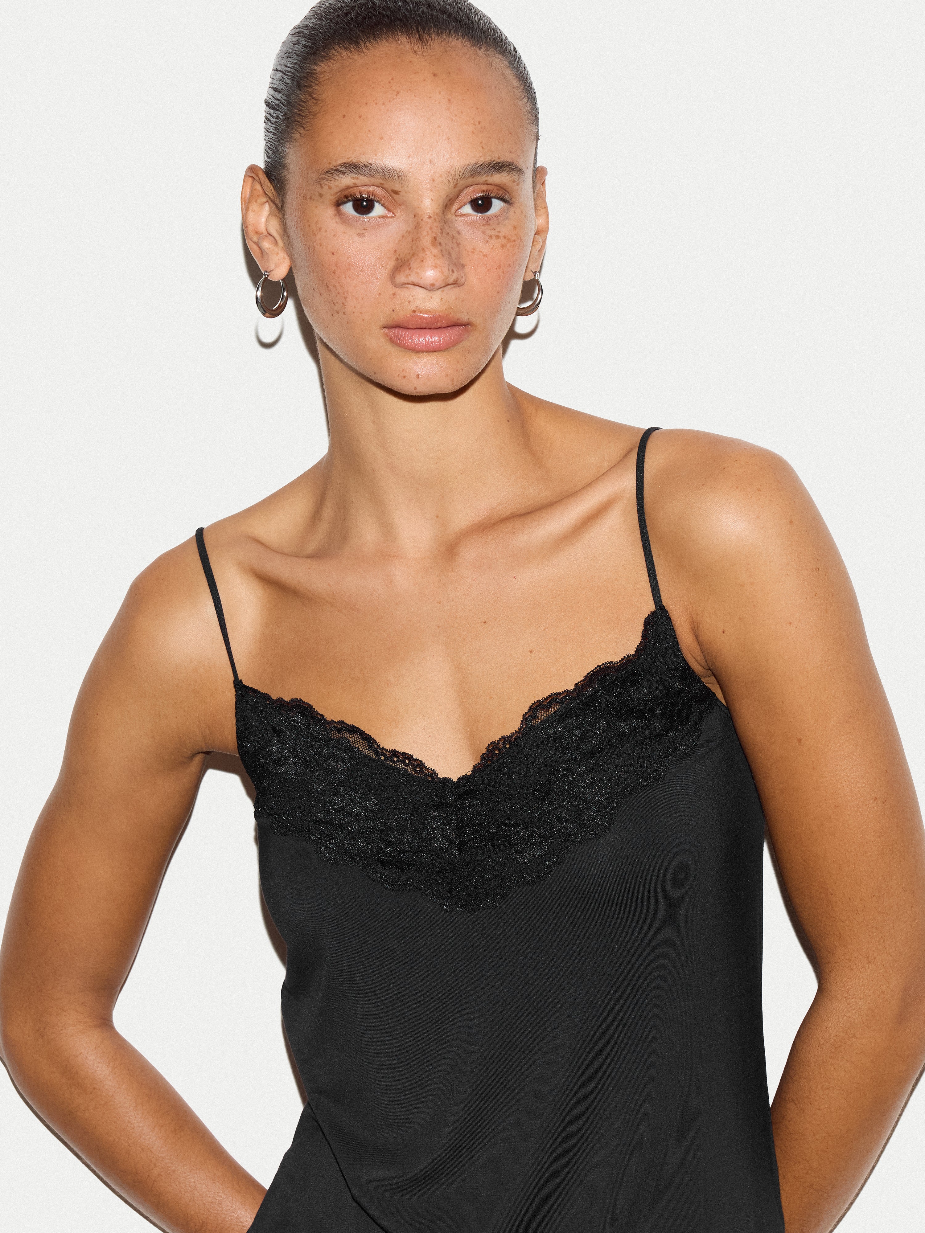Modal Lace Vest | Black - Image 2