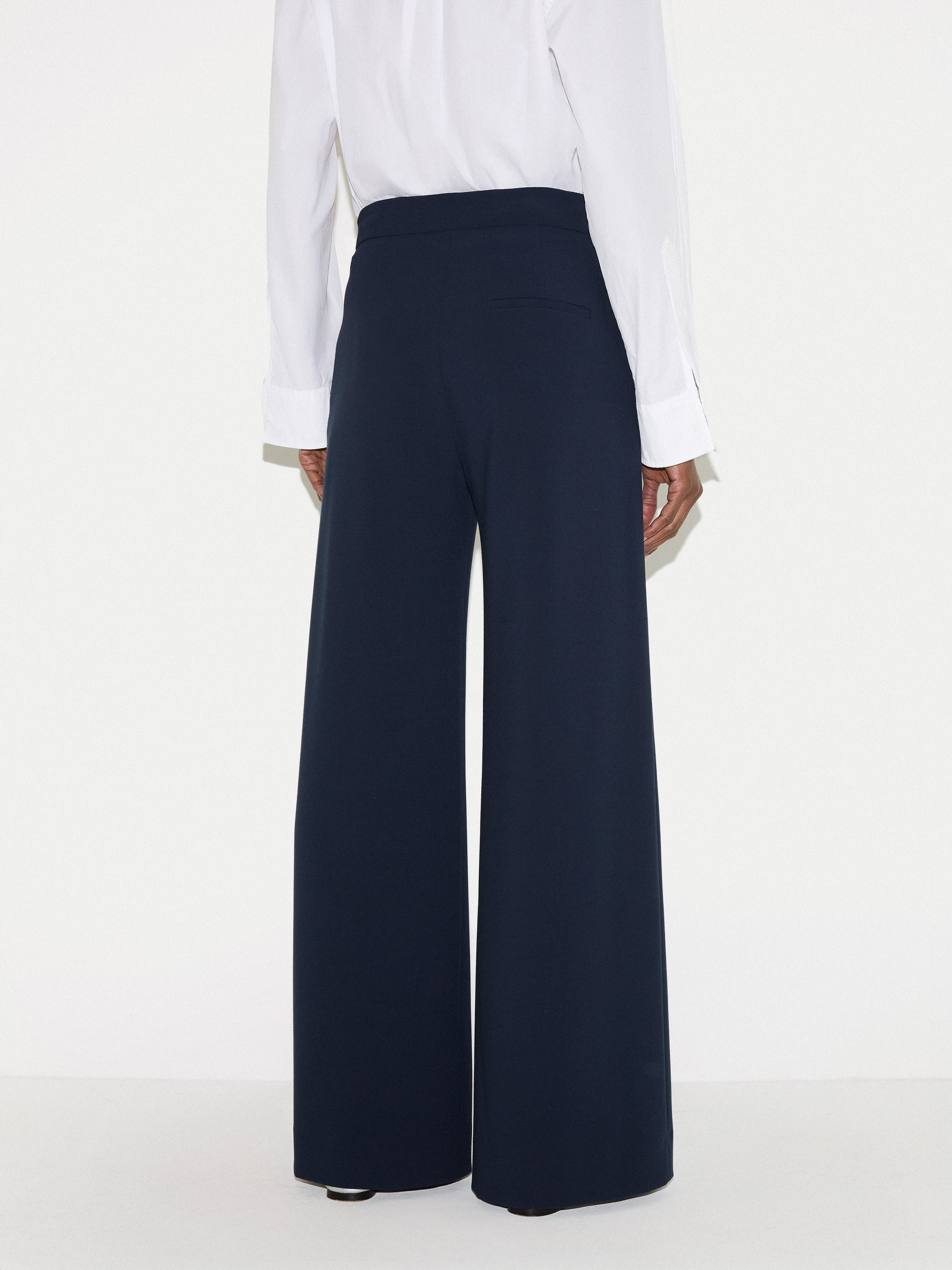 Modern Crepe Wide Leg Trouser | Navy - Image 4