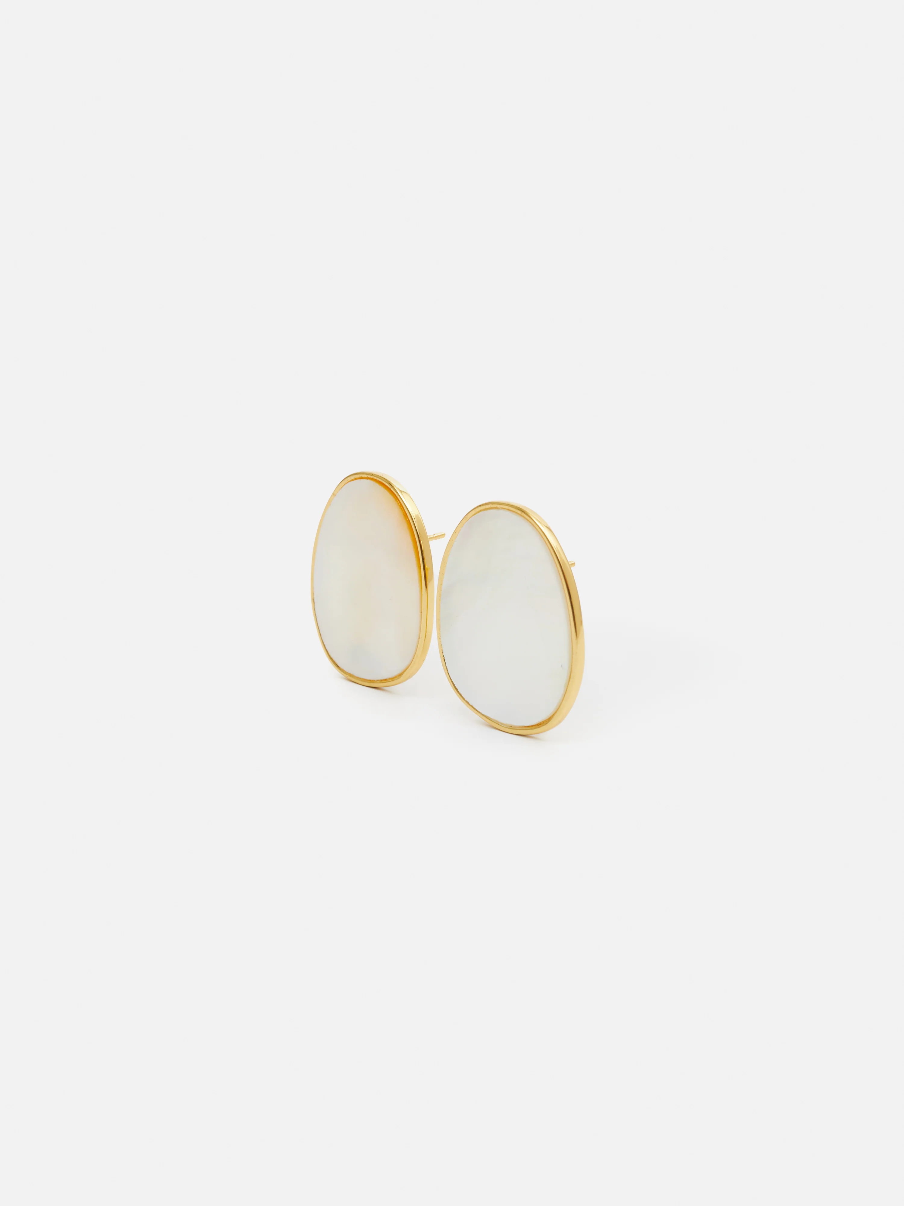 Mother Of Pearl Earring | Pearl - Image 2