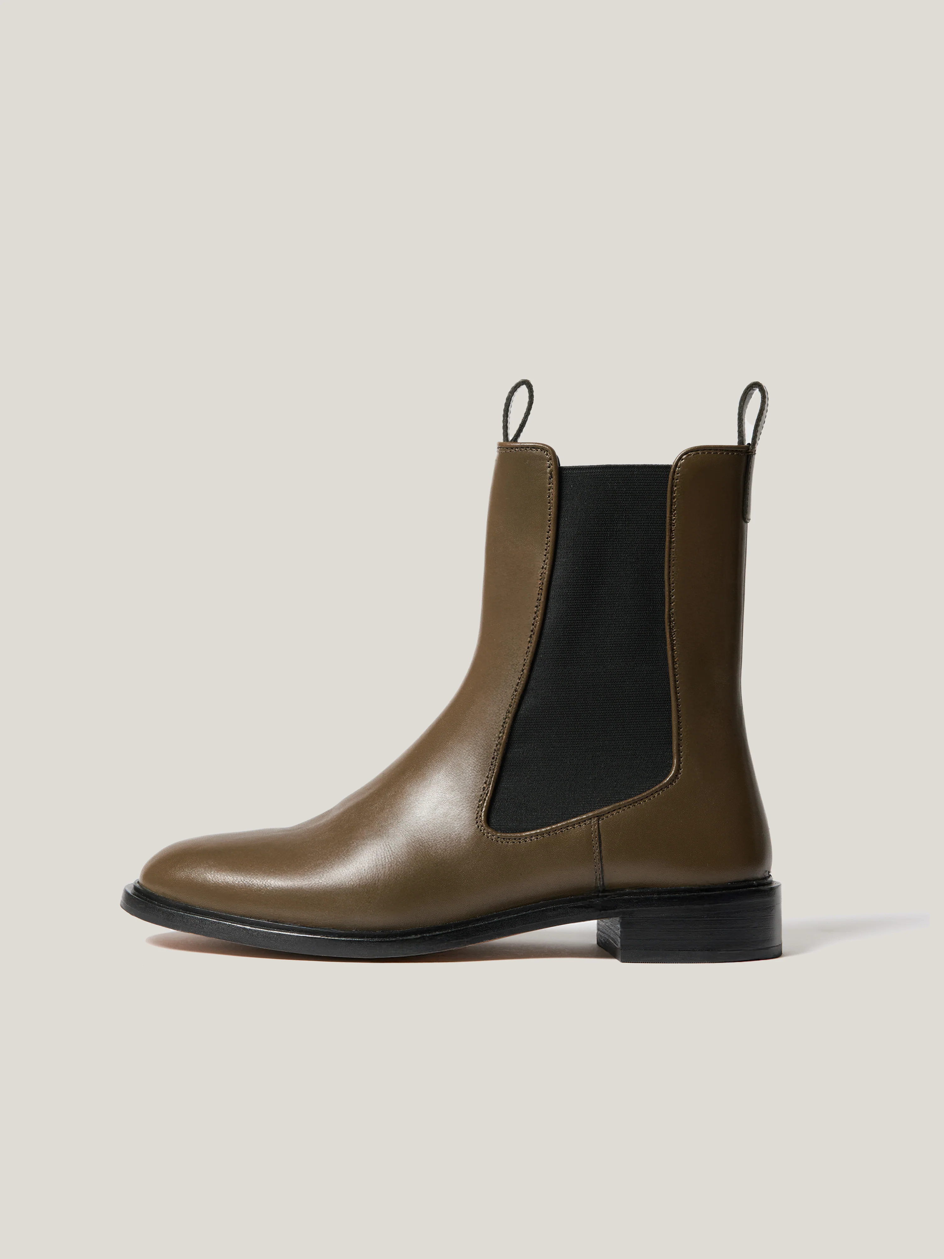 Pembridge Leather Chelsea Boot | Khaki