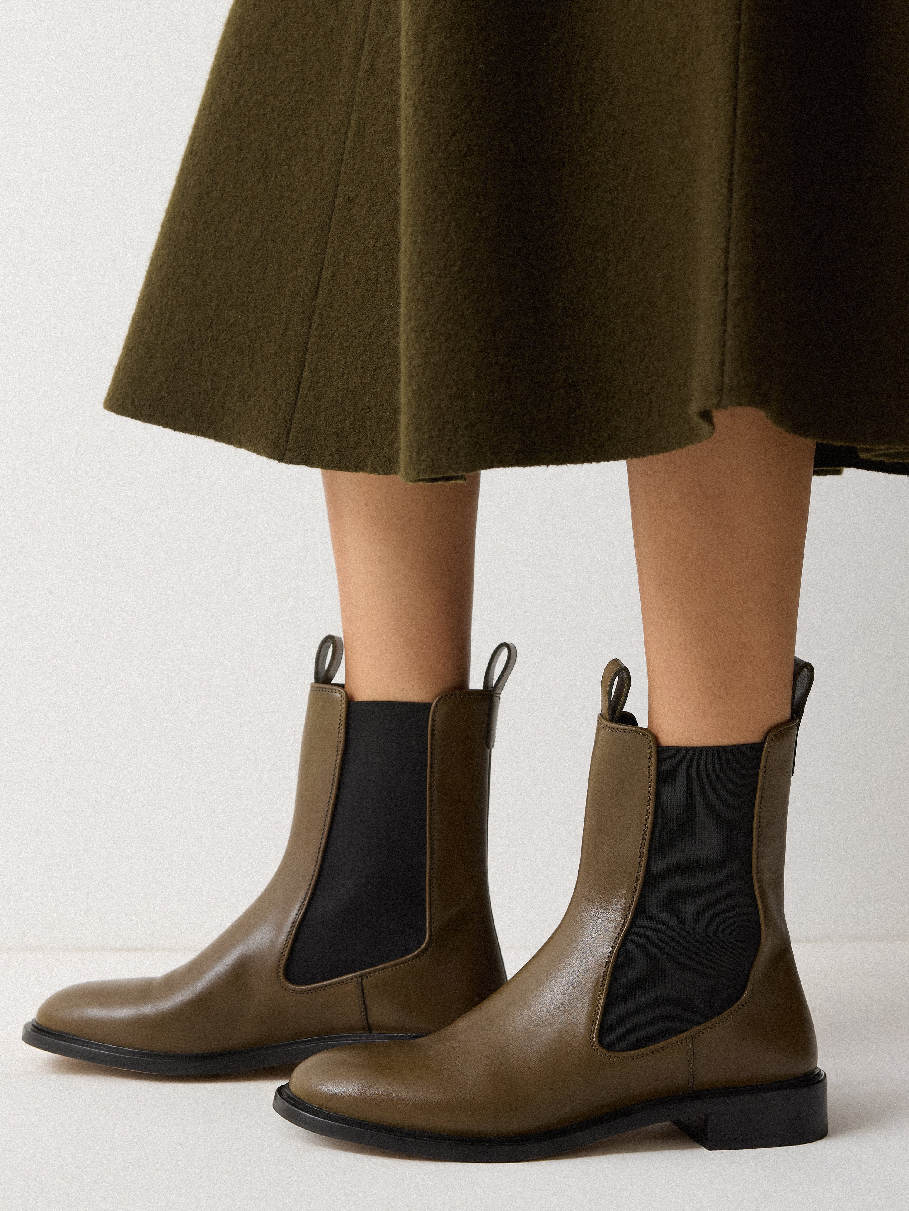 Pembridge Leather Chelsea Boot | Khaki - Image 6