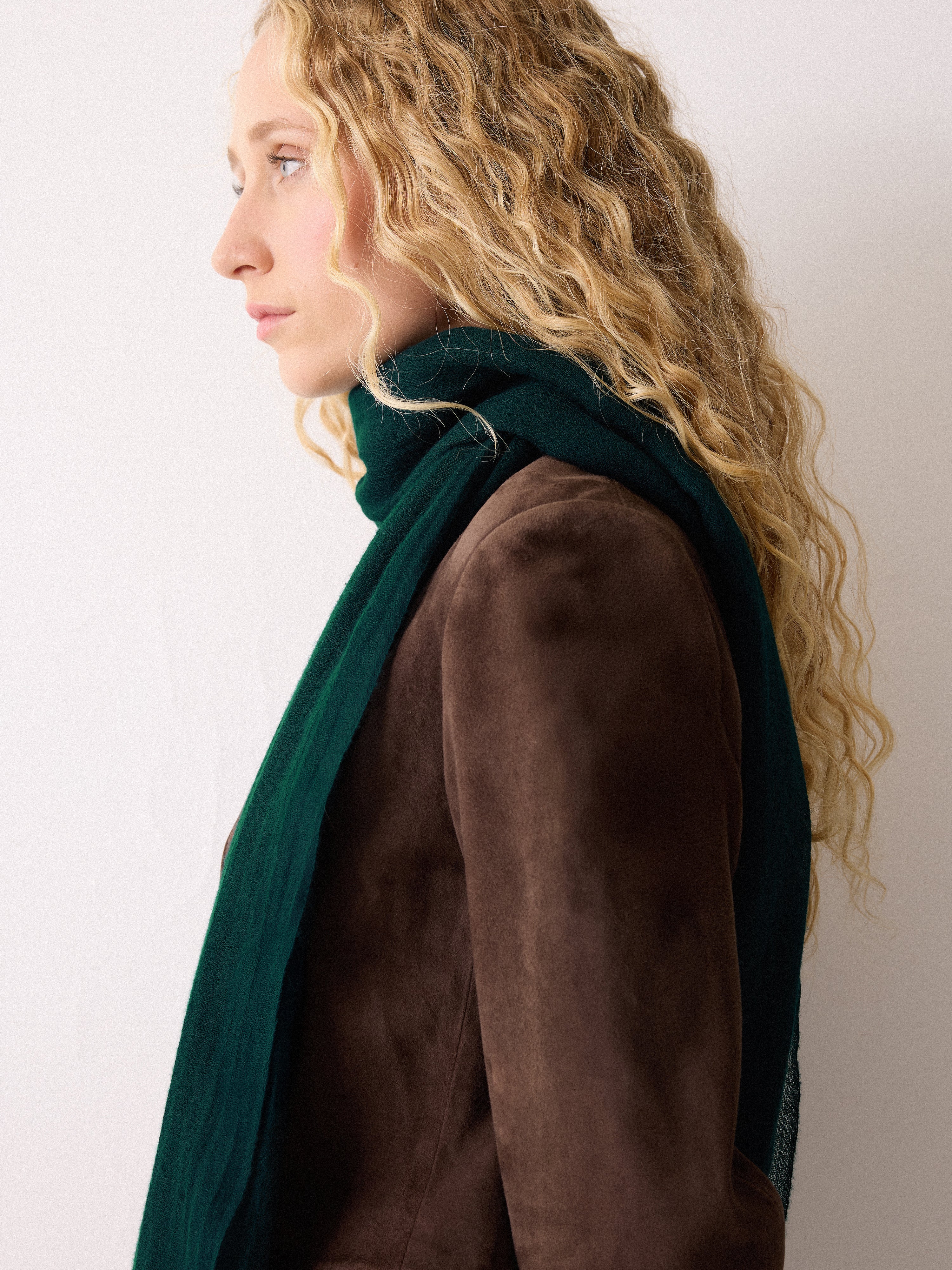 Pure Cashmere Gauze Scarf | Green - Image 2