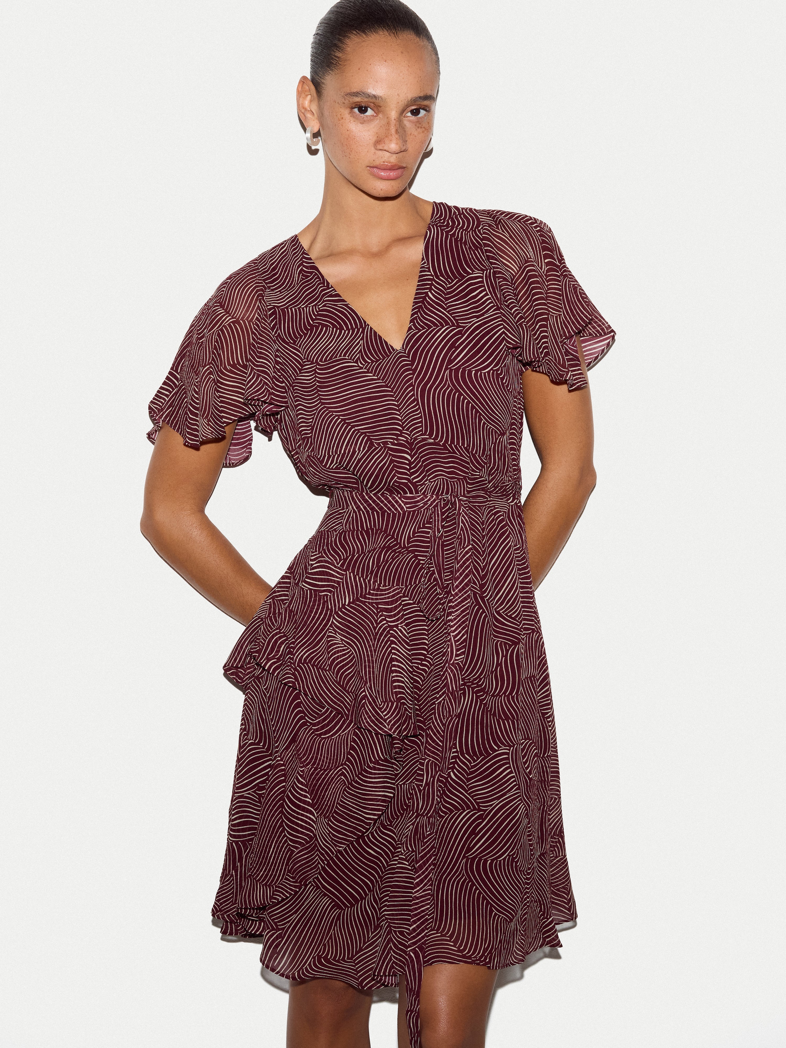 Optic Swirl Mini Dress | Red - Image 4