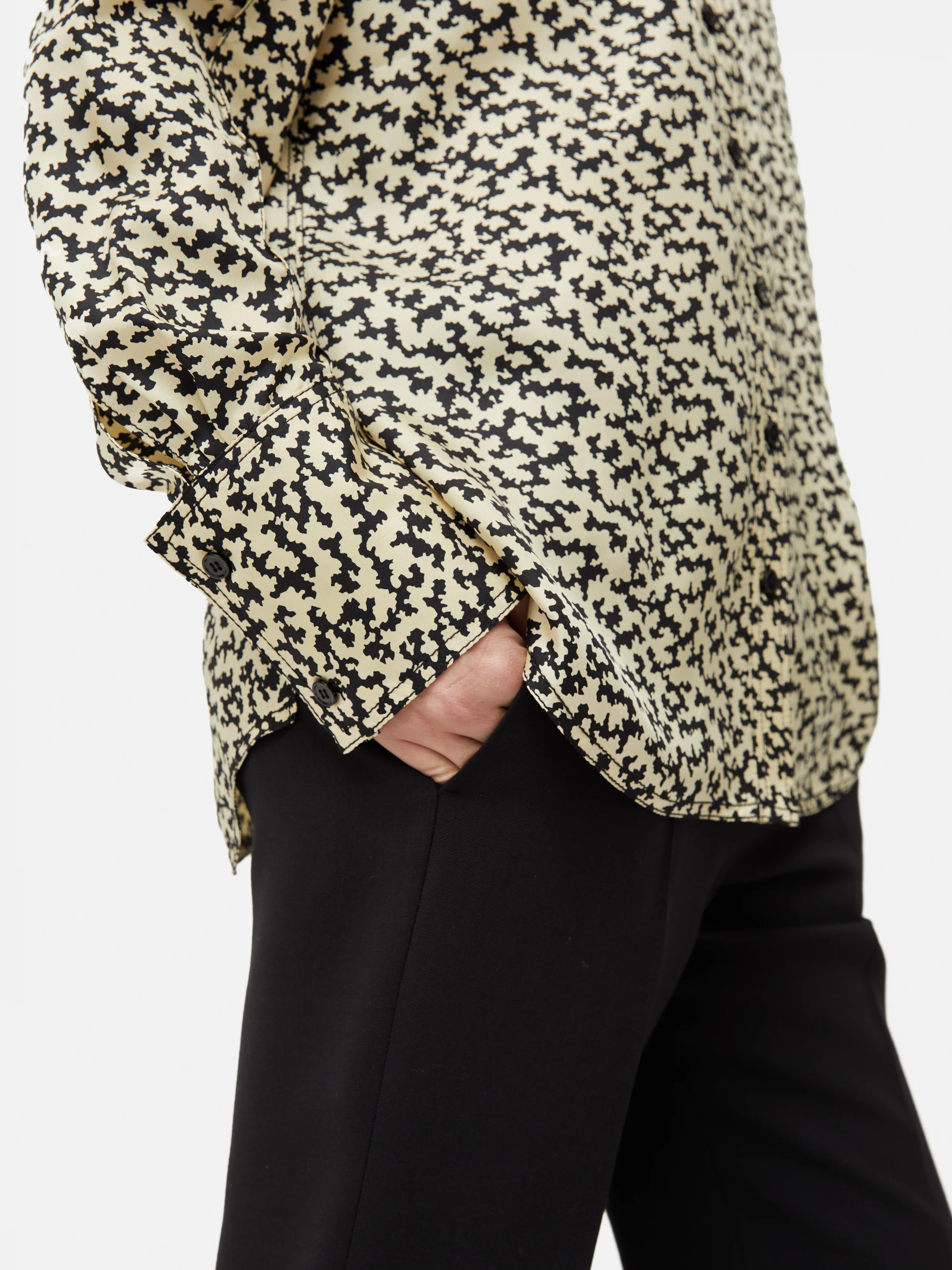 Reef Odyssy Silk Twill Shirt | Monochrome - Image 4