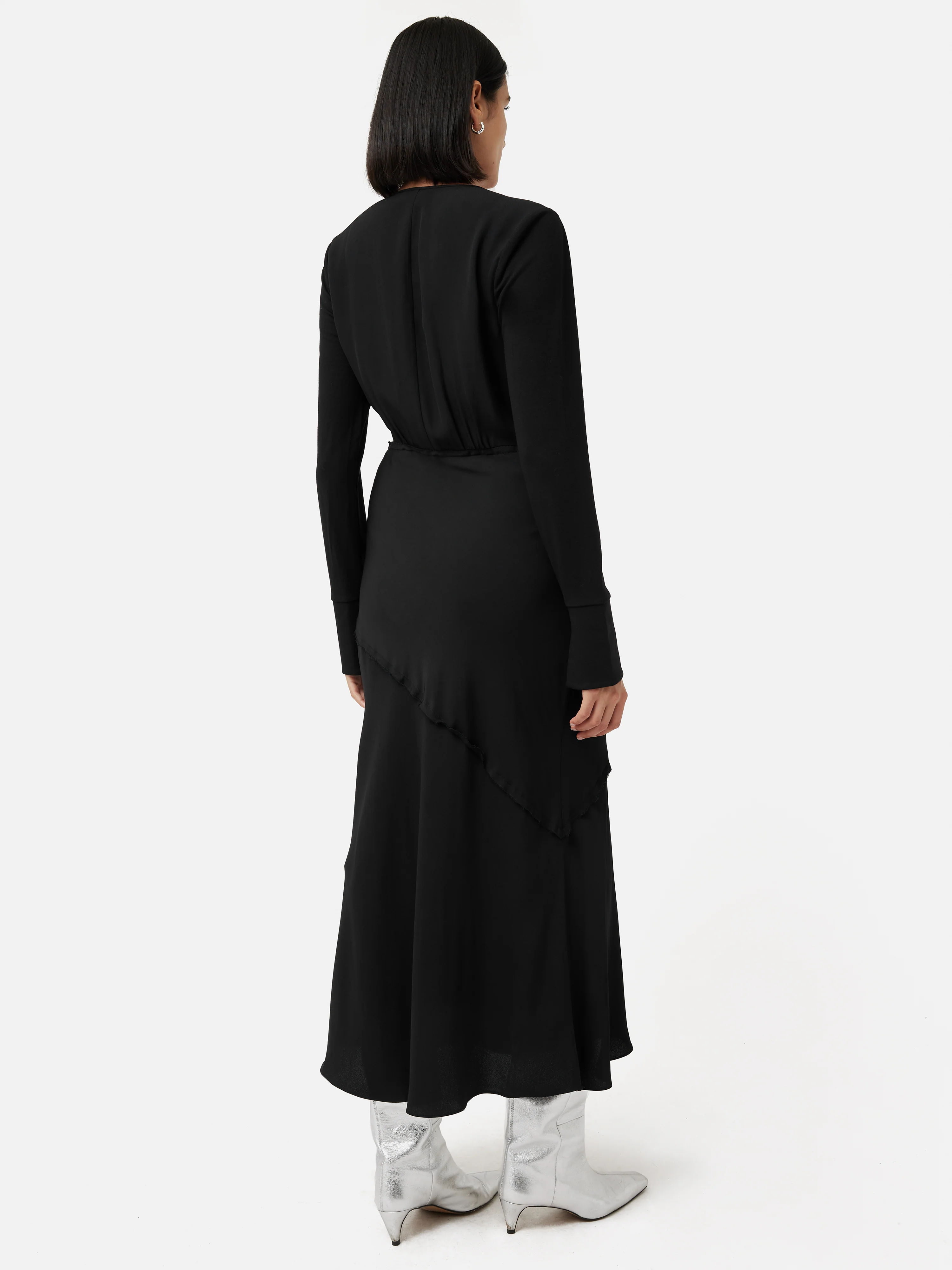 Satin Back Crepe Midi Dress | Black - Image 5