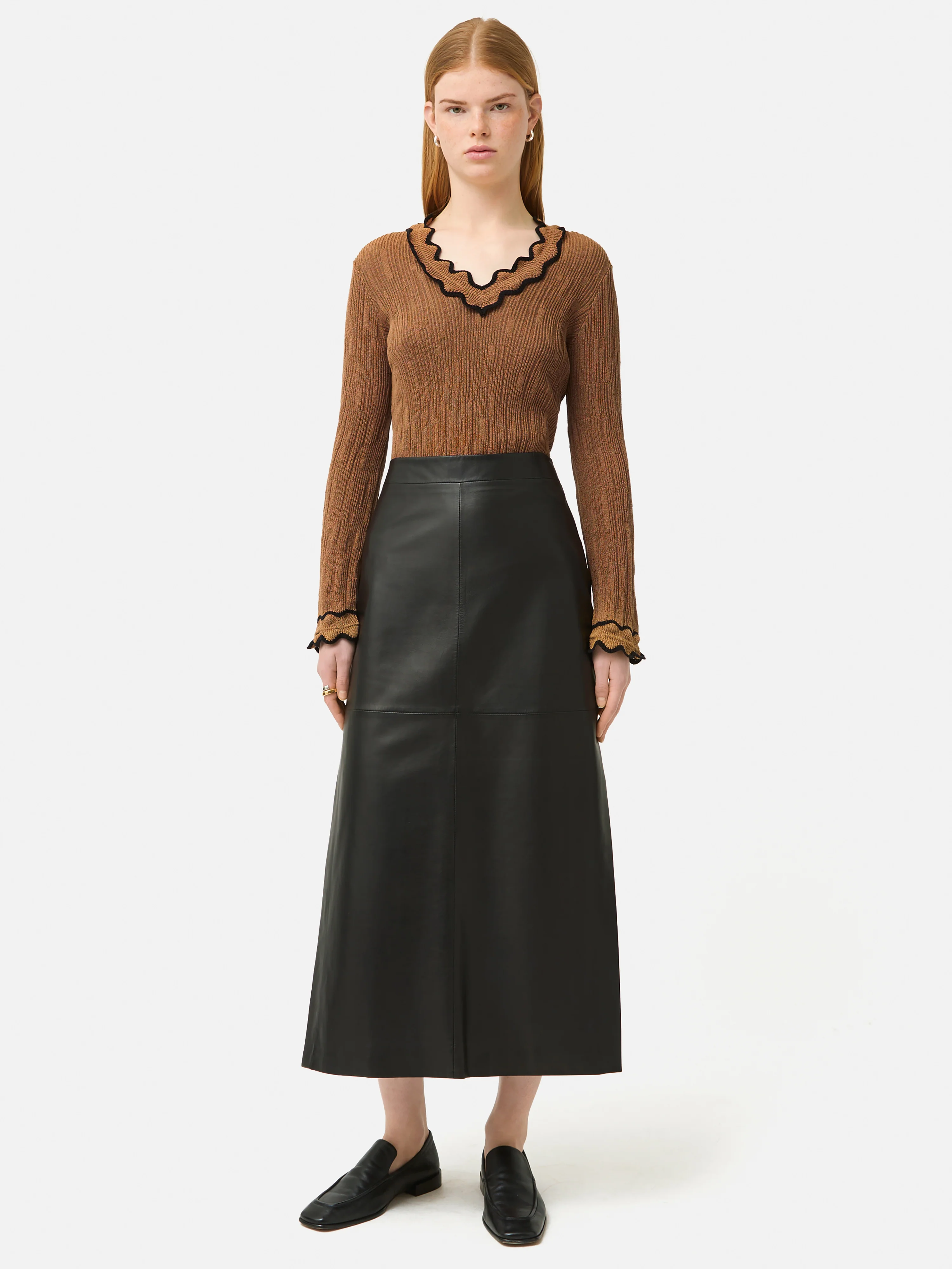 Scallop Textured Rib Top | Brown - Image 3