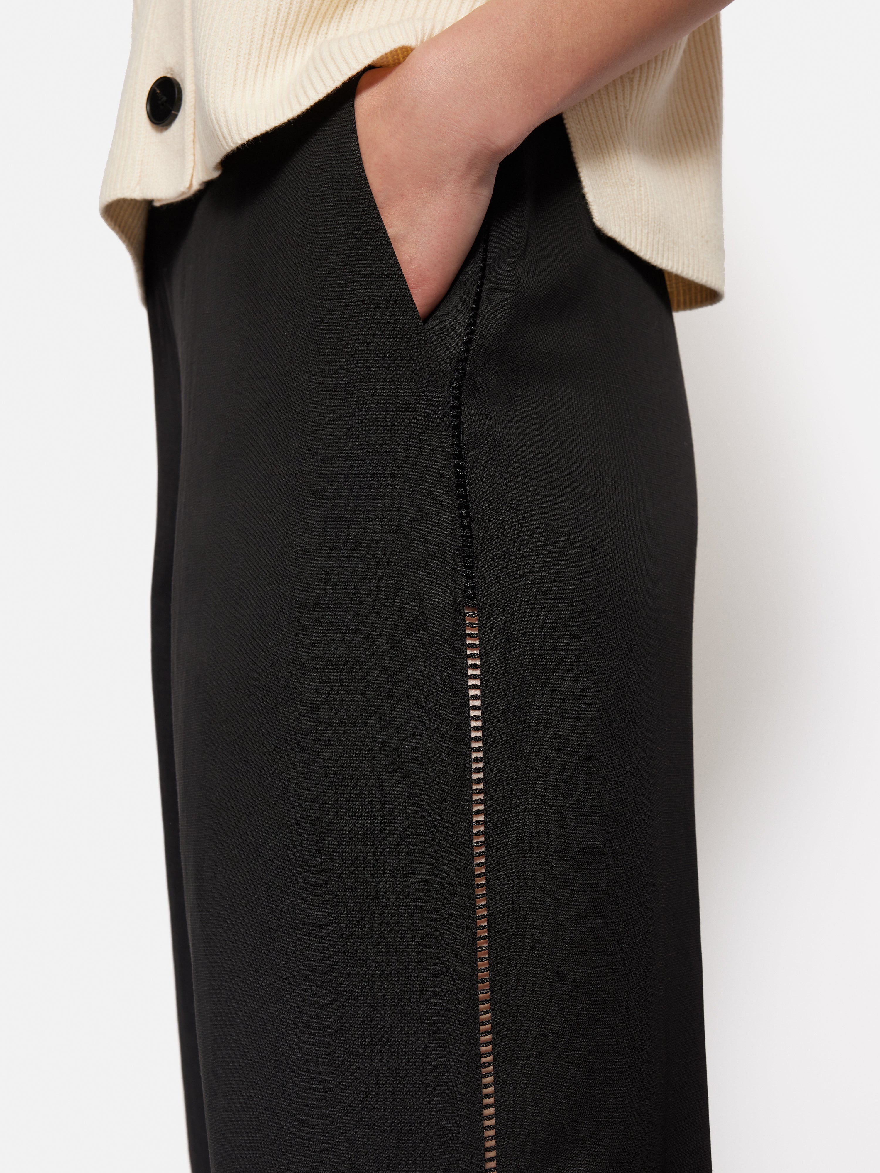 Scallop Trim Trouser | Black - Image 4