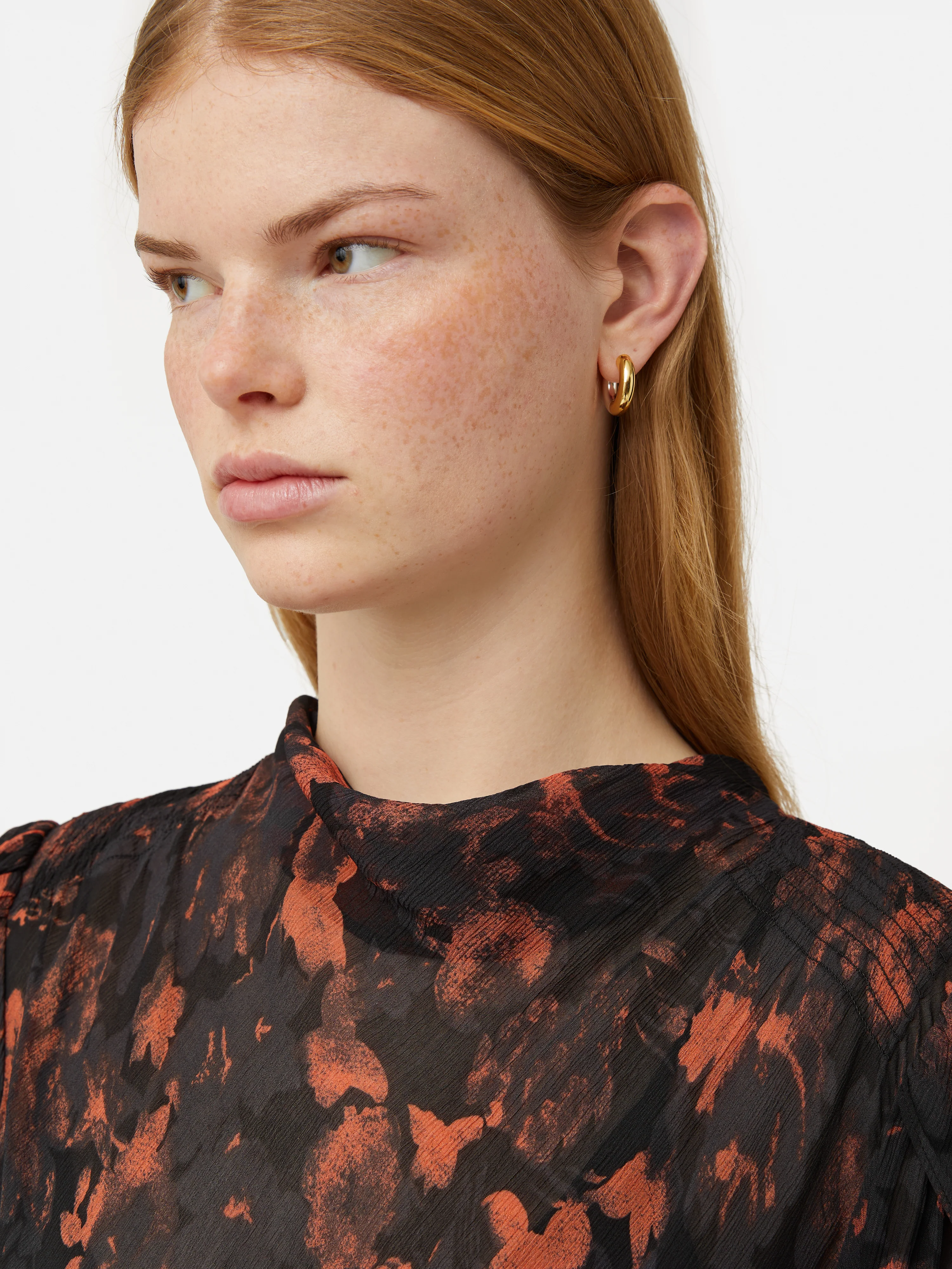 Shadow Floral Midi Dress | Black - Image 2