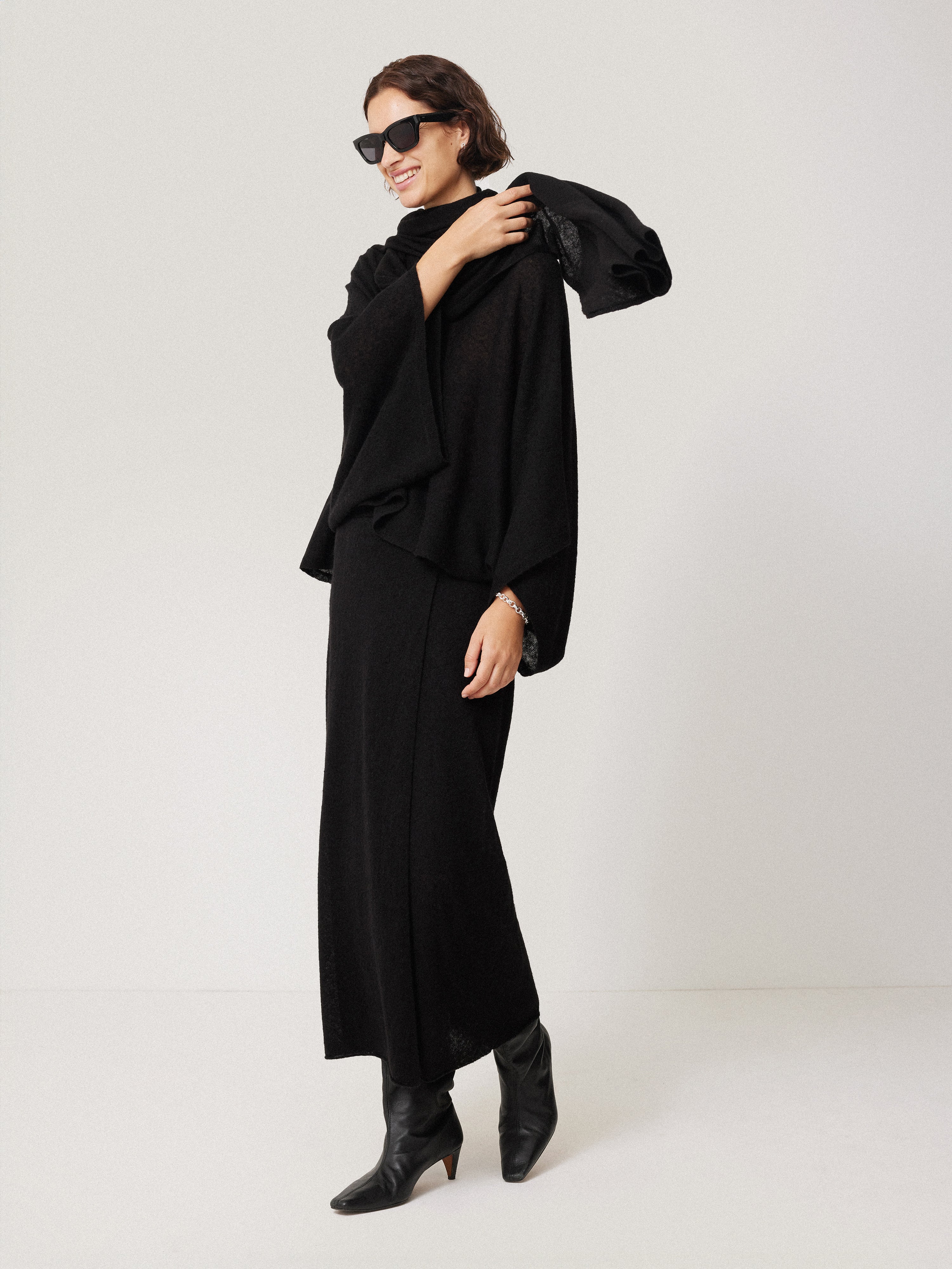 Soft Gauzy Knit Scarf | Black - Image 3