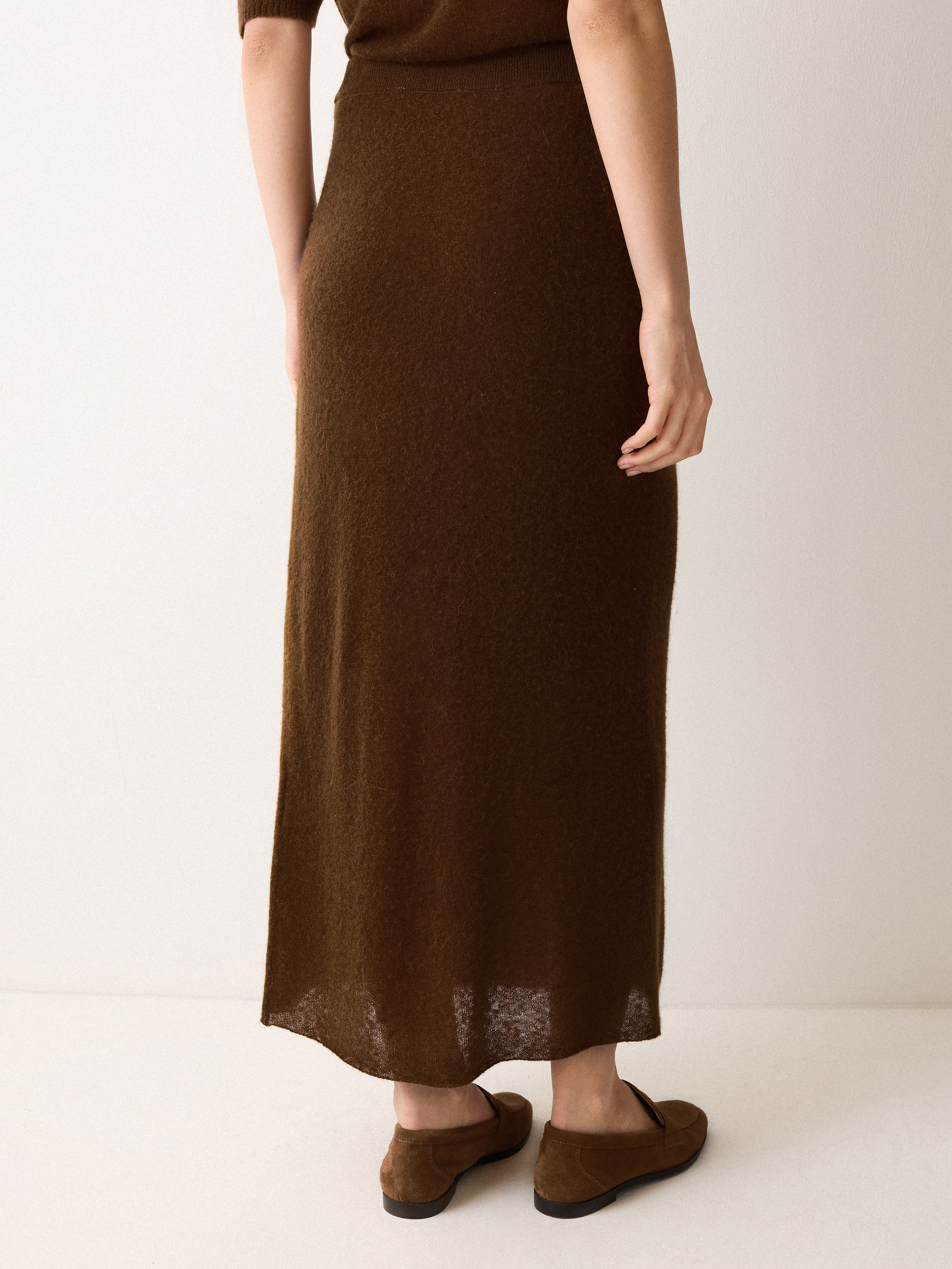 Soft Gauzy Knit Skirt | Brown - Image 3