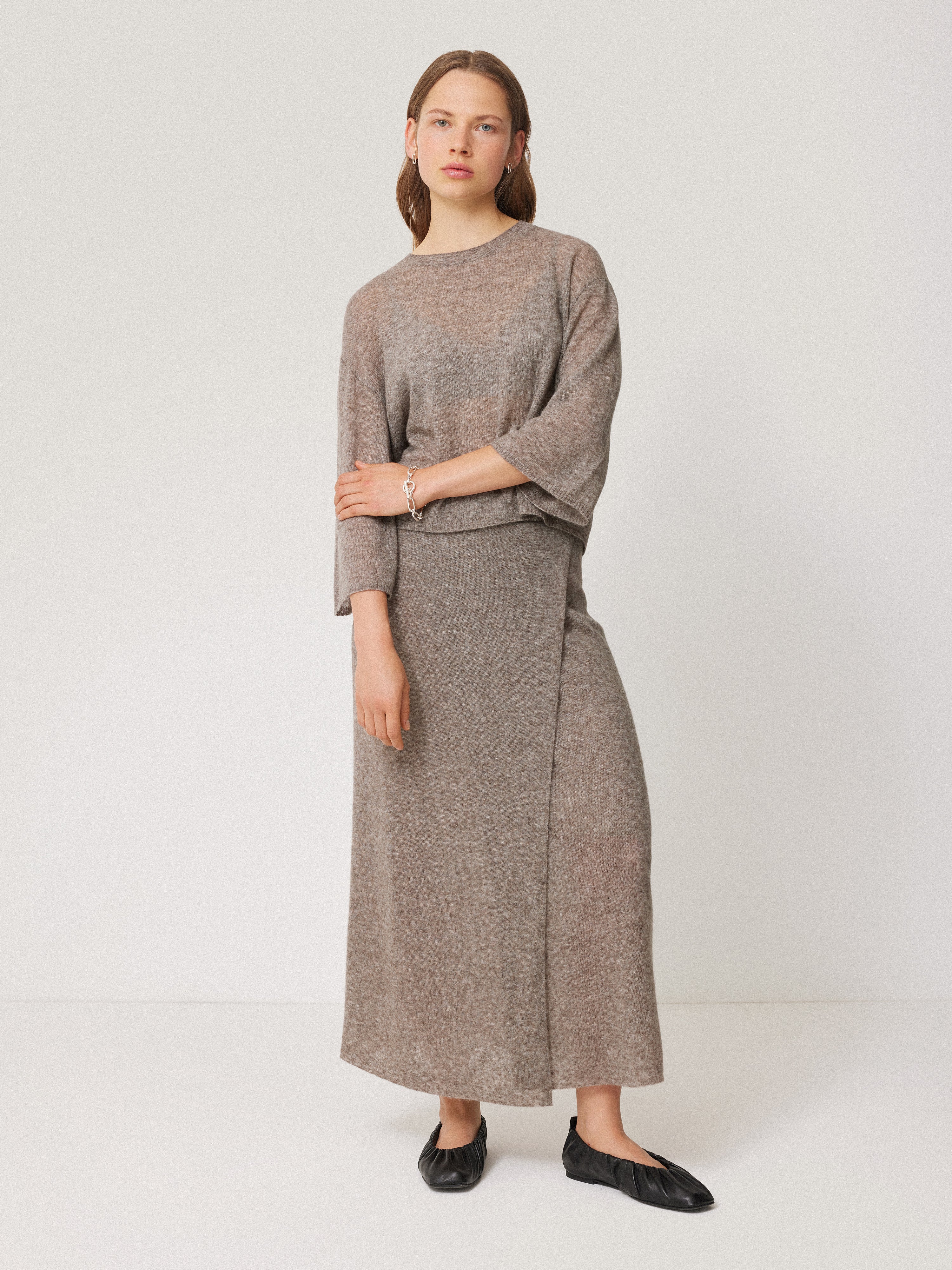 Soft Gauzy Knit T-shirt | Taupe - Image 3