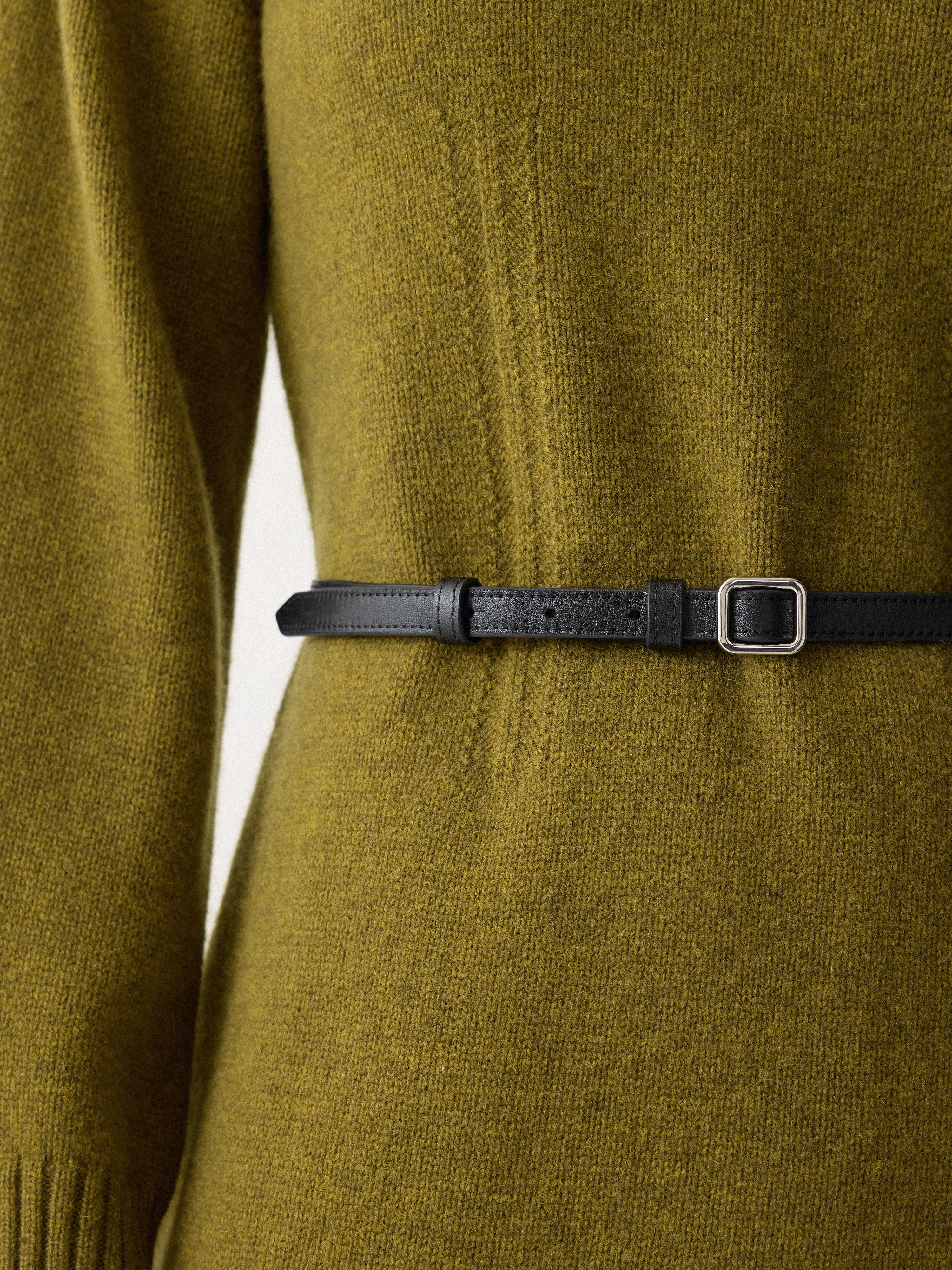 Square Buckle Slim Belt | Black - Image 2