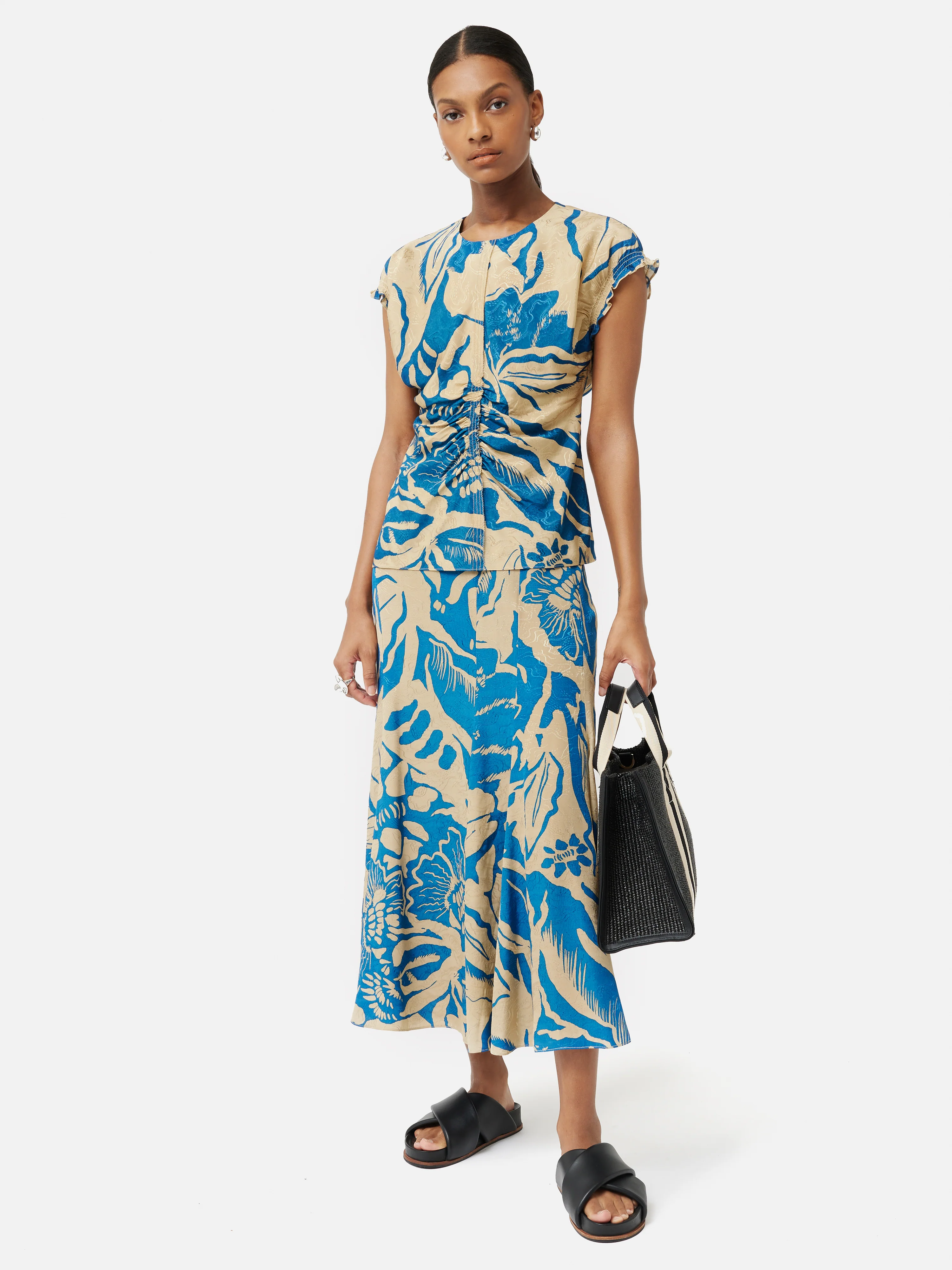Strokes Floral Jacquard Skirt | Dark Blue - Image 2