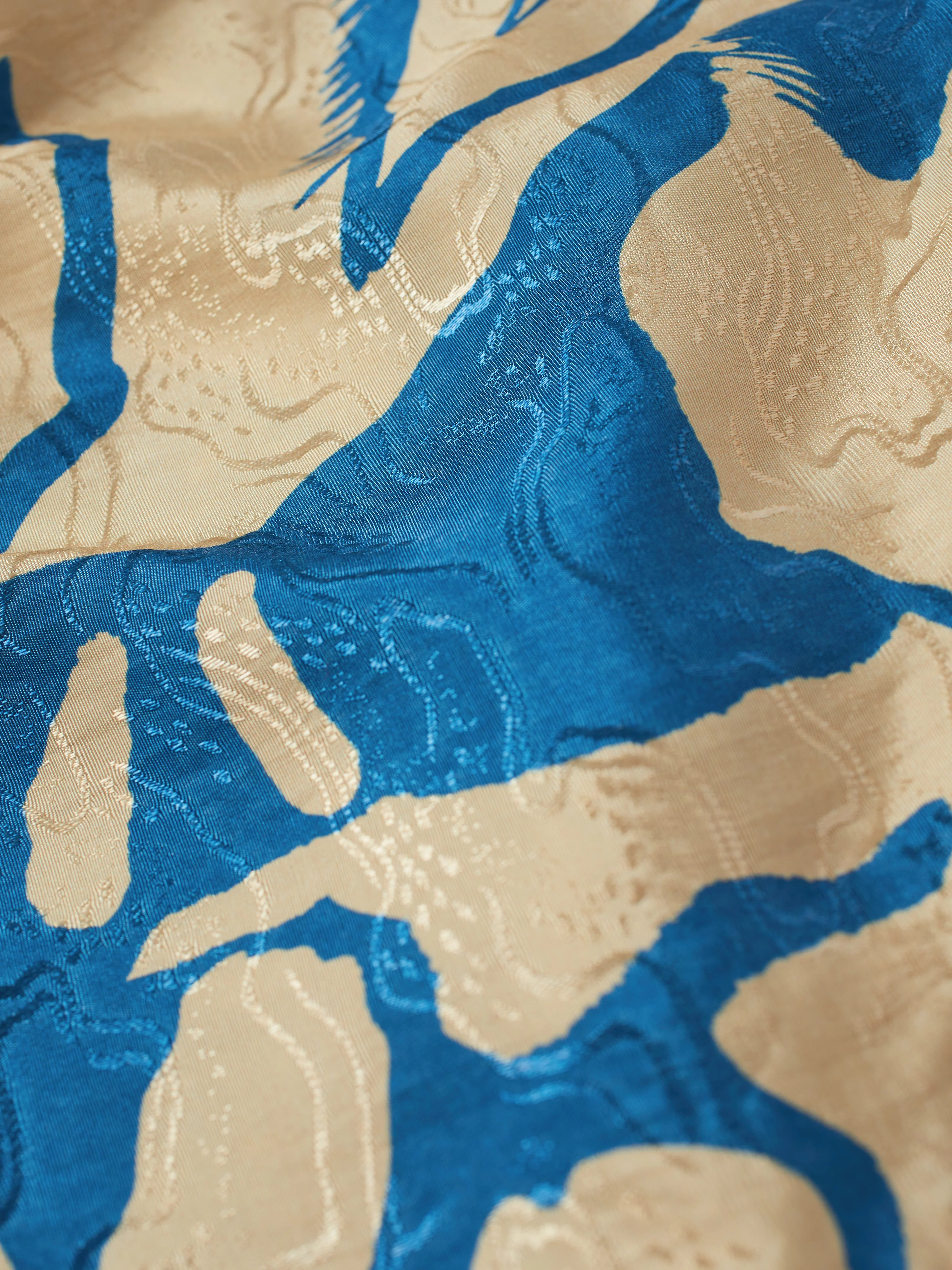 Strokes Floral Jacquard Top | Dark Blue - Image 7