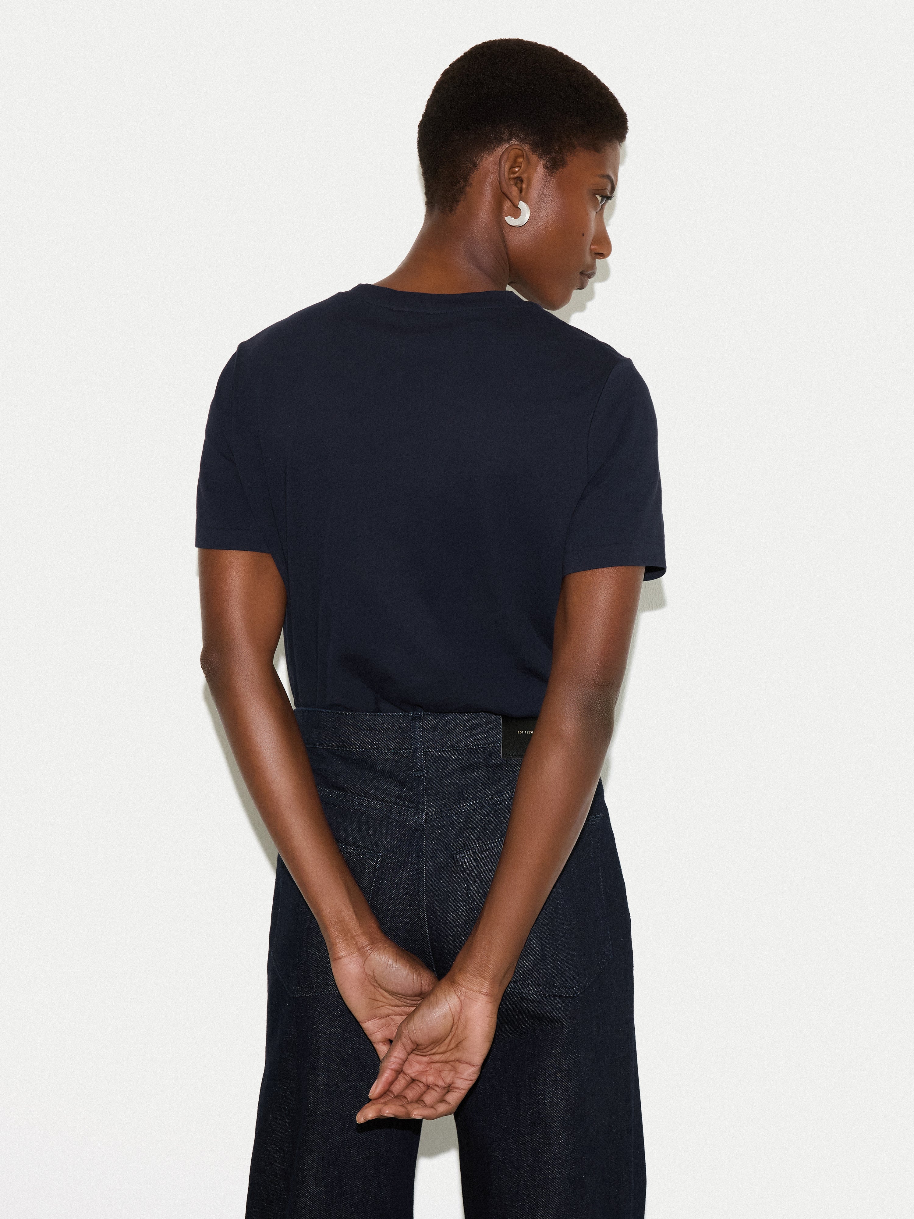 Supima Cotton Crew Neck T-shirt | Navy - Image 4