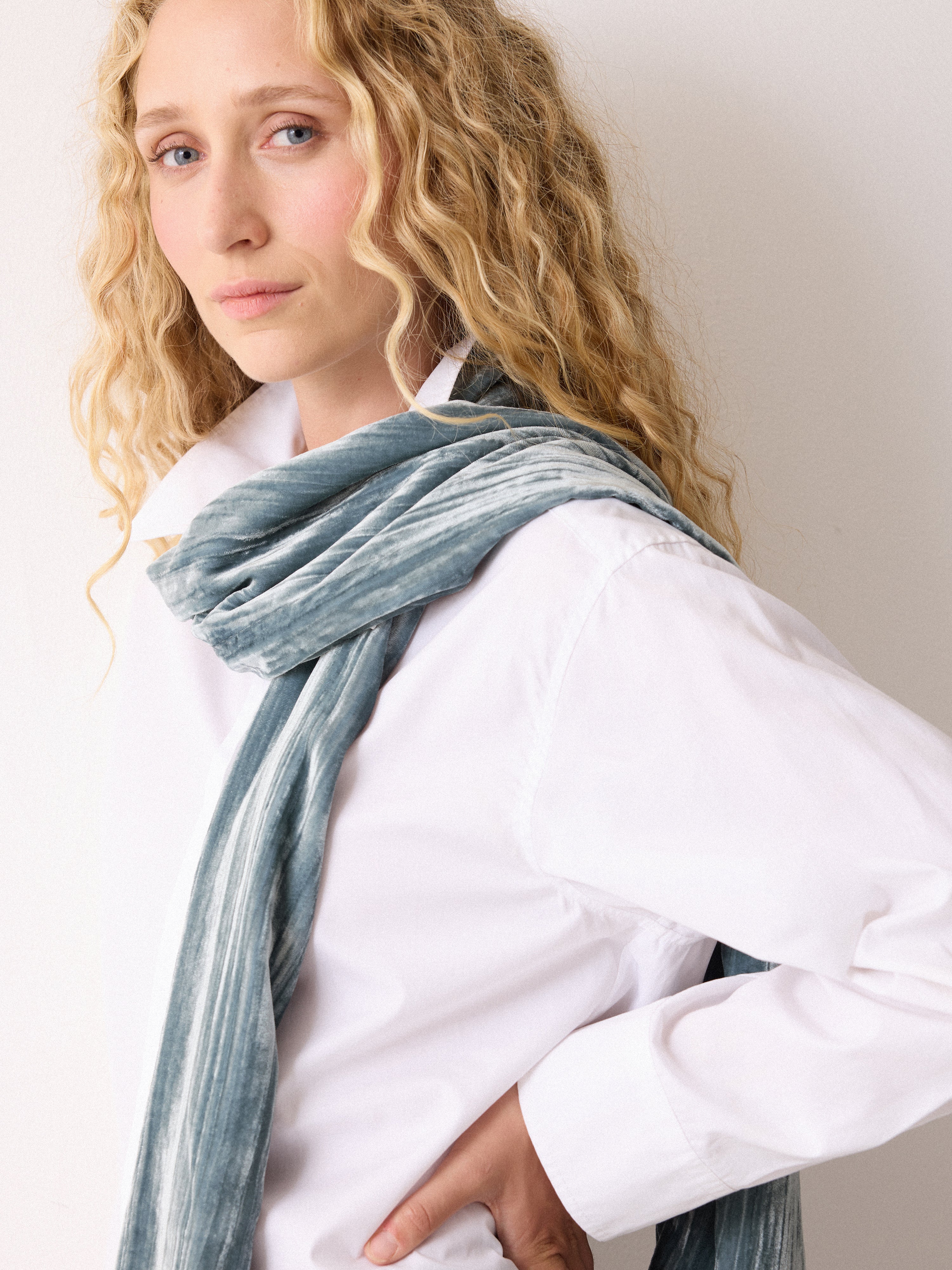 Velvet Plisse Scarf | Blue - Image 2