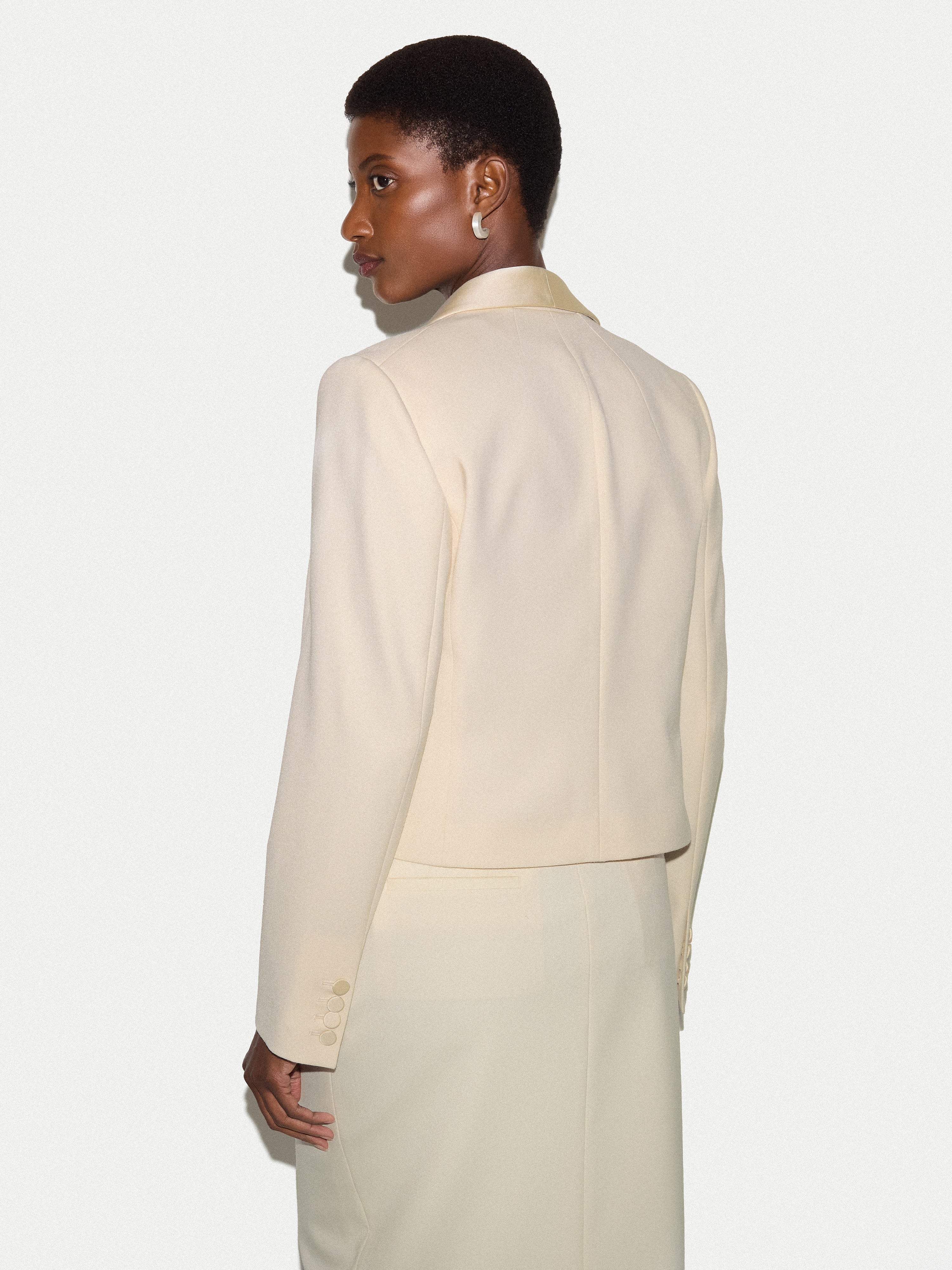 Shawl Lapel Tuxedo Jacket | White - Image 4