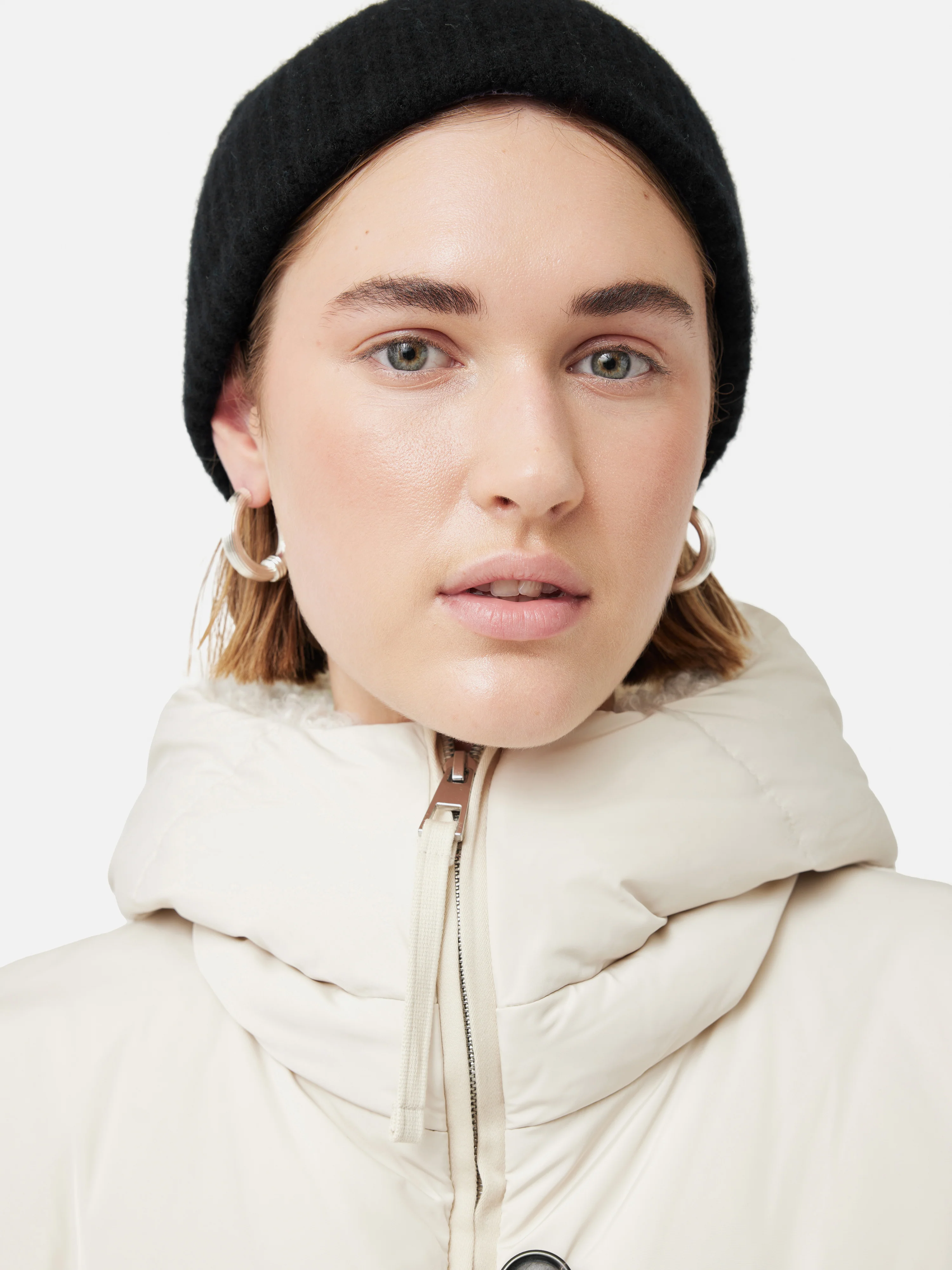 Wool Cashmere Blend Beanie | Black - Image 3