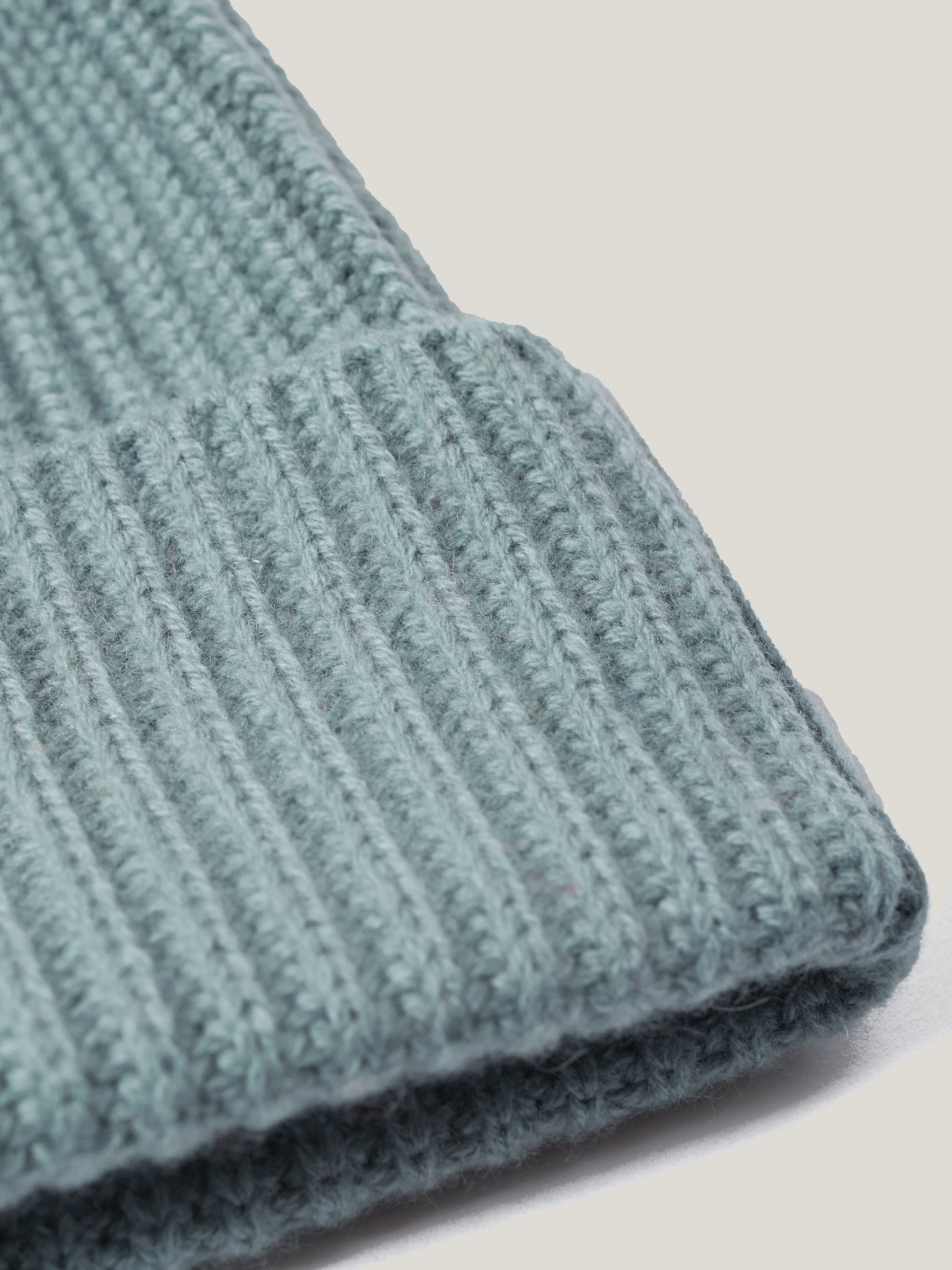 Wool Cashmere Blend Rib Beanie | Blue - Image 2