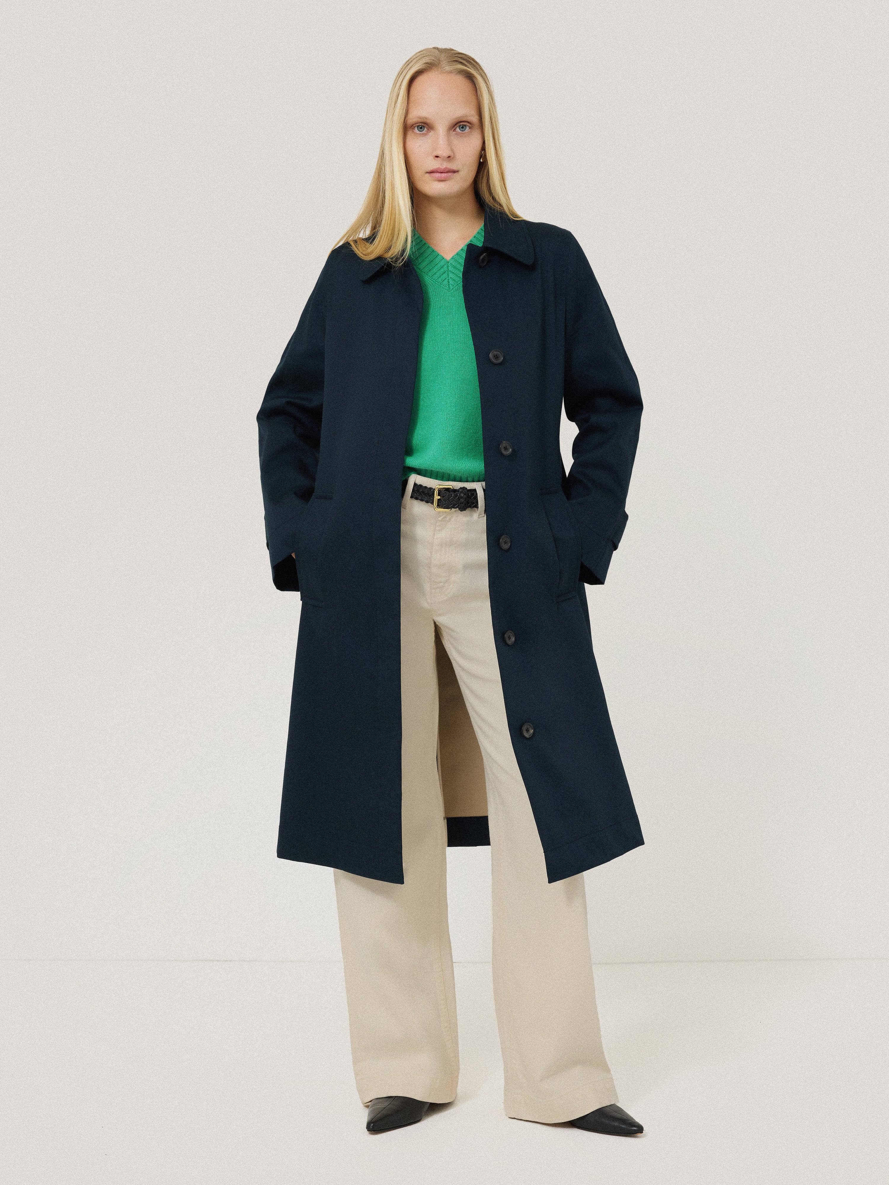 Wool Cashmere Blend V Neck | Green - Image 5